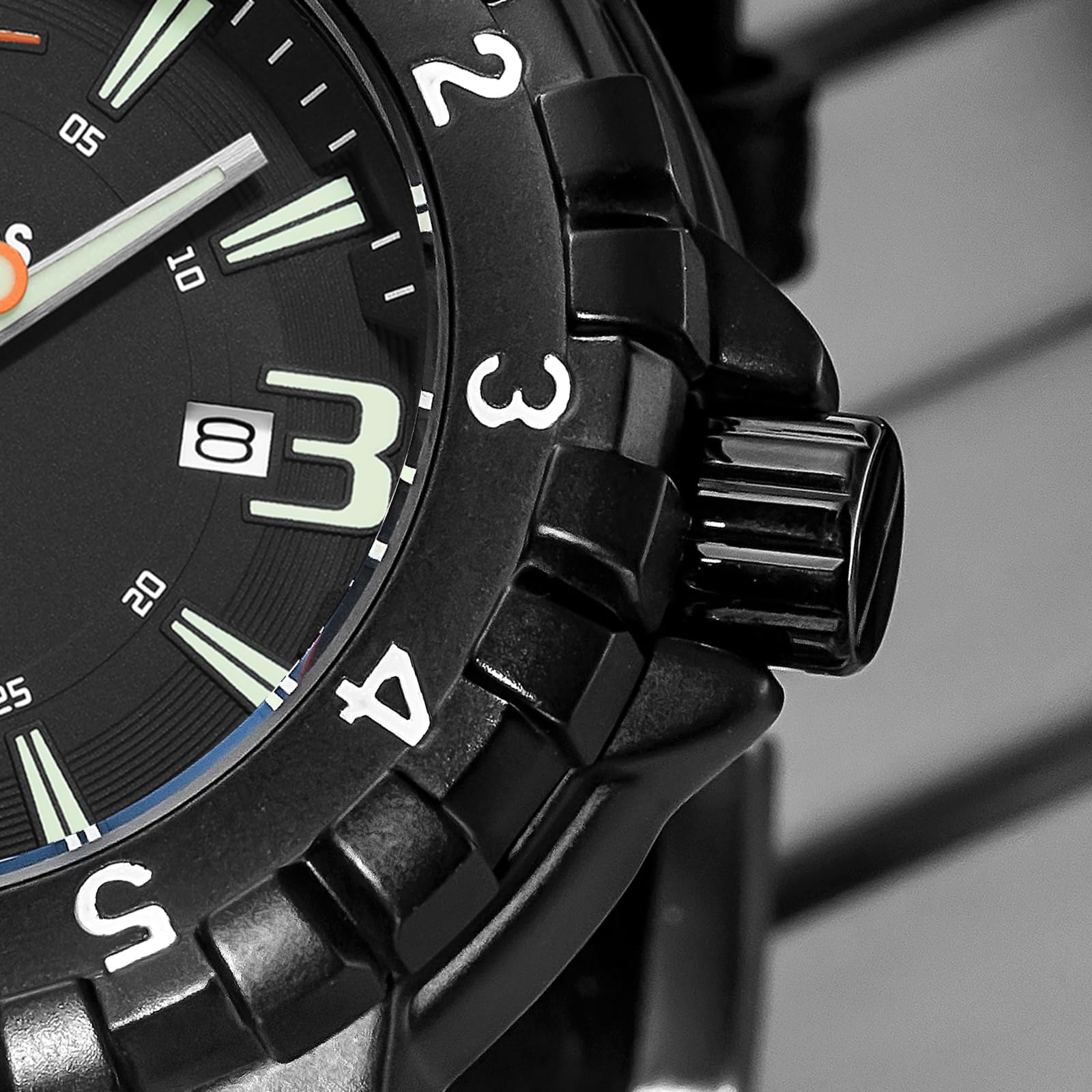 addies Montre militaire pour homme avec bracelet en tissu résistant à l'eau 50 m Mouvement à quartz lumineux Boîtier en acier inoxydable Montre cool pour tous les jours et l'extérieur