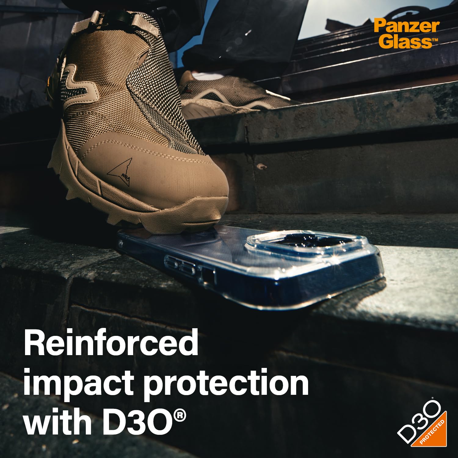 PanzerGlass™ HardCase con D3O® Bio per Apple iPhone 15 Pro - Protezione Ultima, Minimo Impatto Ambientale ed Estrema resistenza ai graffi e agli urti