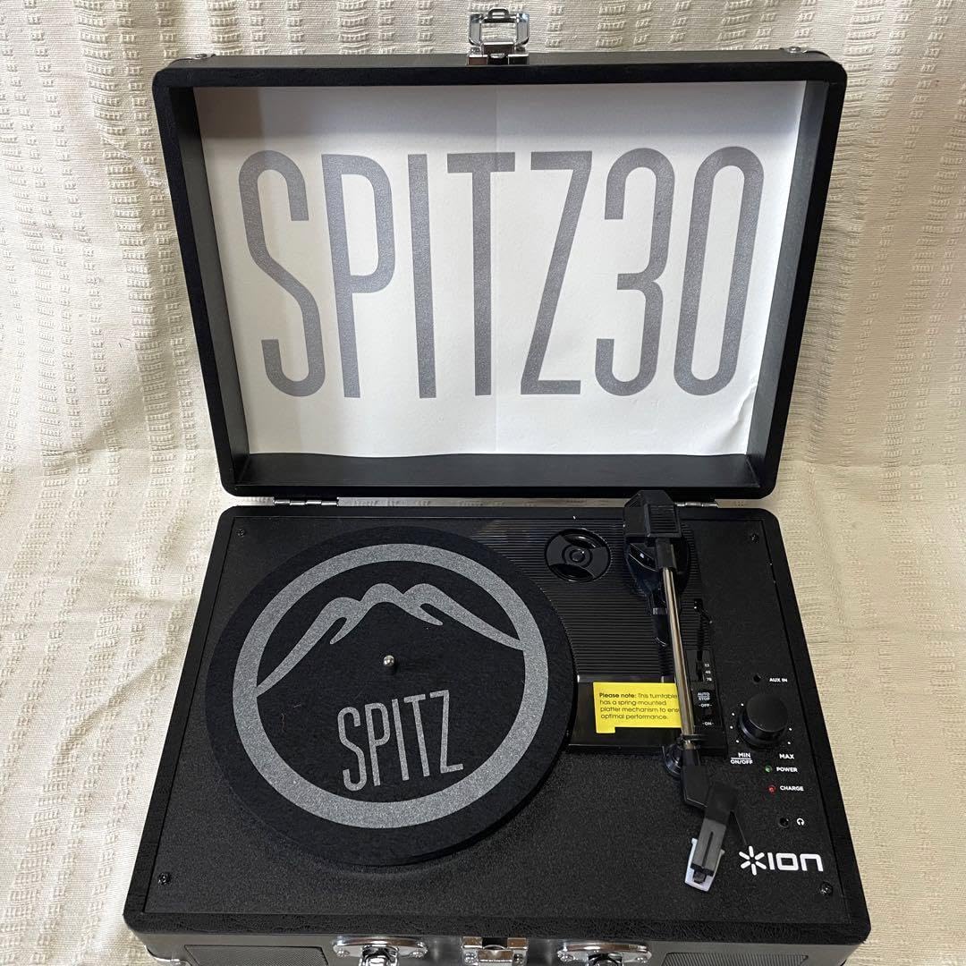 スピッツ30周年 限定ポータブルレコードプレーヤー - ミュージシャン