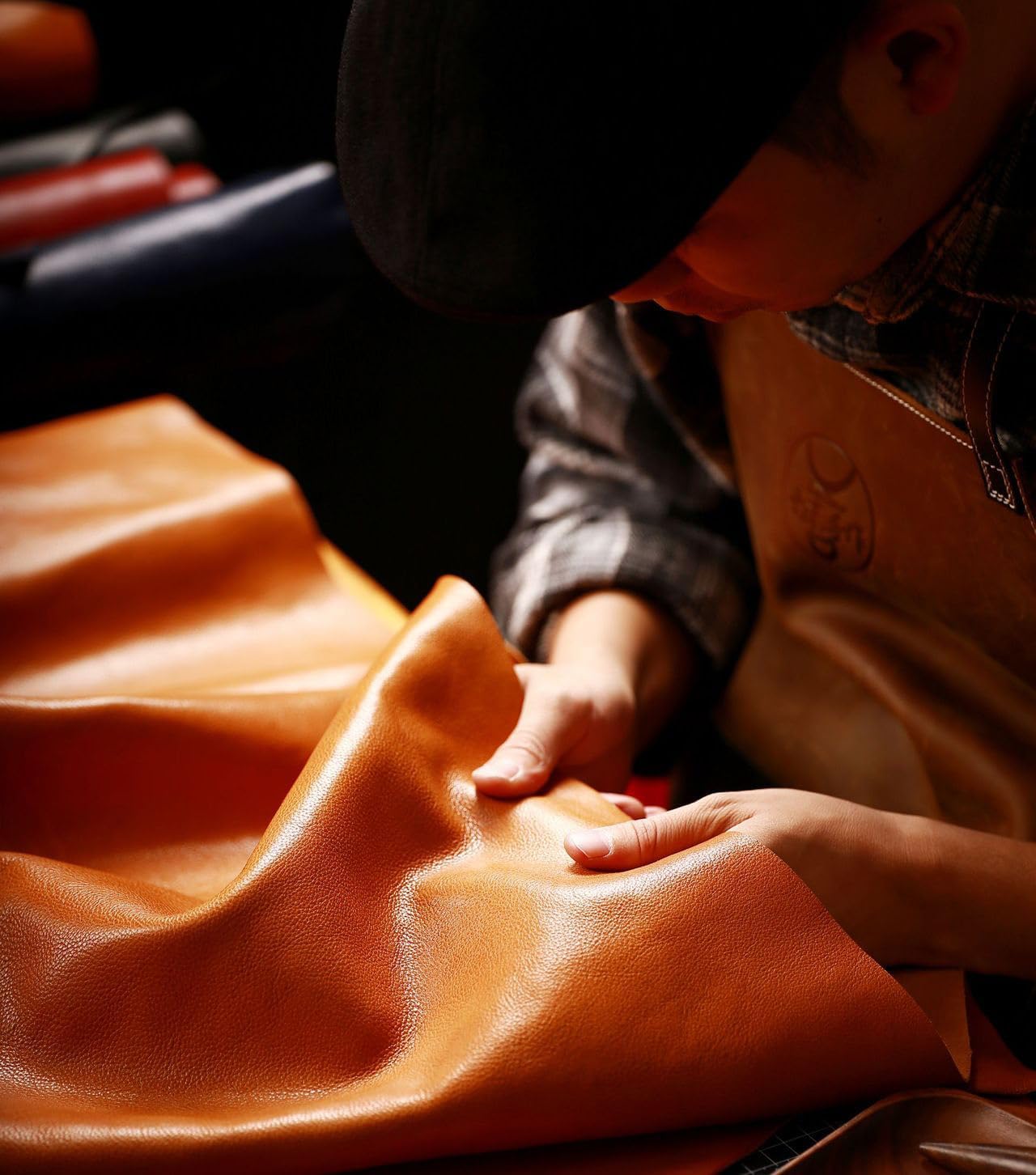 KUNIO Car Key Fob Cover Fit for VVW Touareg 2012 2013 2014 2015 2016 2017 Key Protective Cover Key Chain Key Holder 3 Buttons