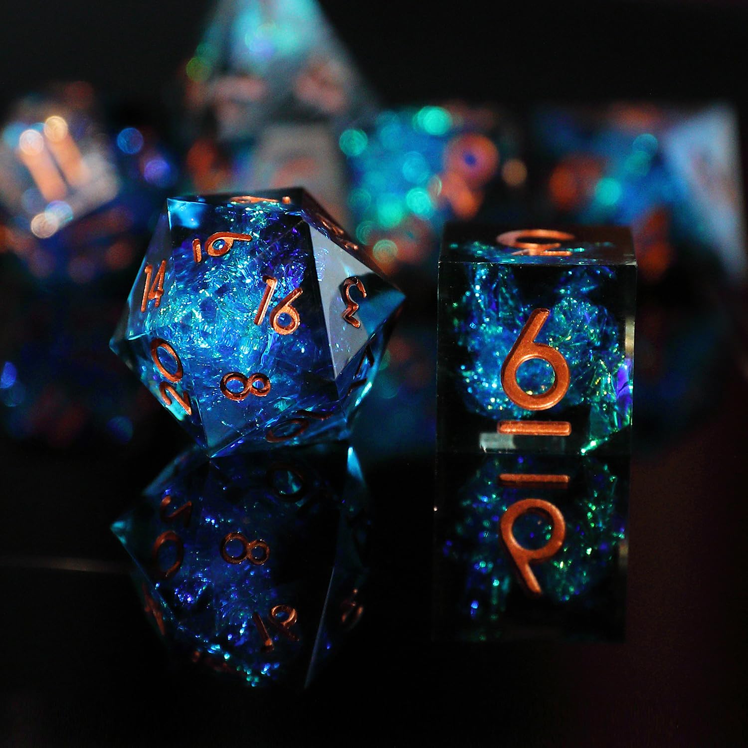 Dadi D&D D4 D6 D8 D10 D12 D20 D% Dadi DND Set 7 pezzi Poliedrici Fatti a Mano Resina con Bordi Affilati per Dungeons and Dragons Pathfinder Roll Giochi da tavolo Giochi RPG MTG con Confezione Regalo