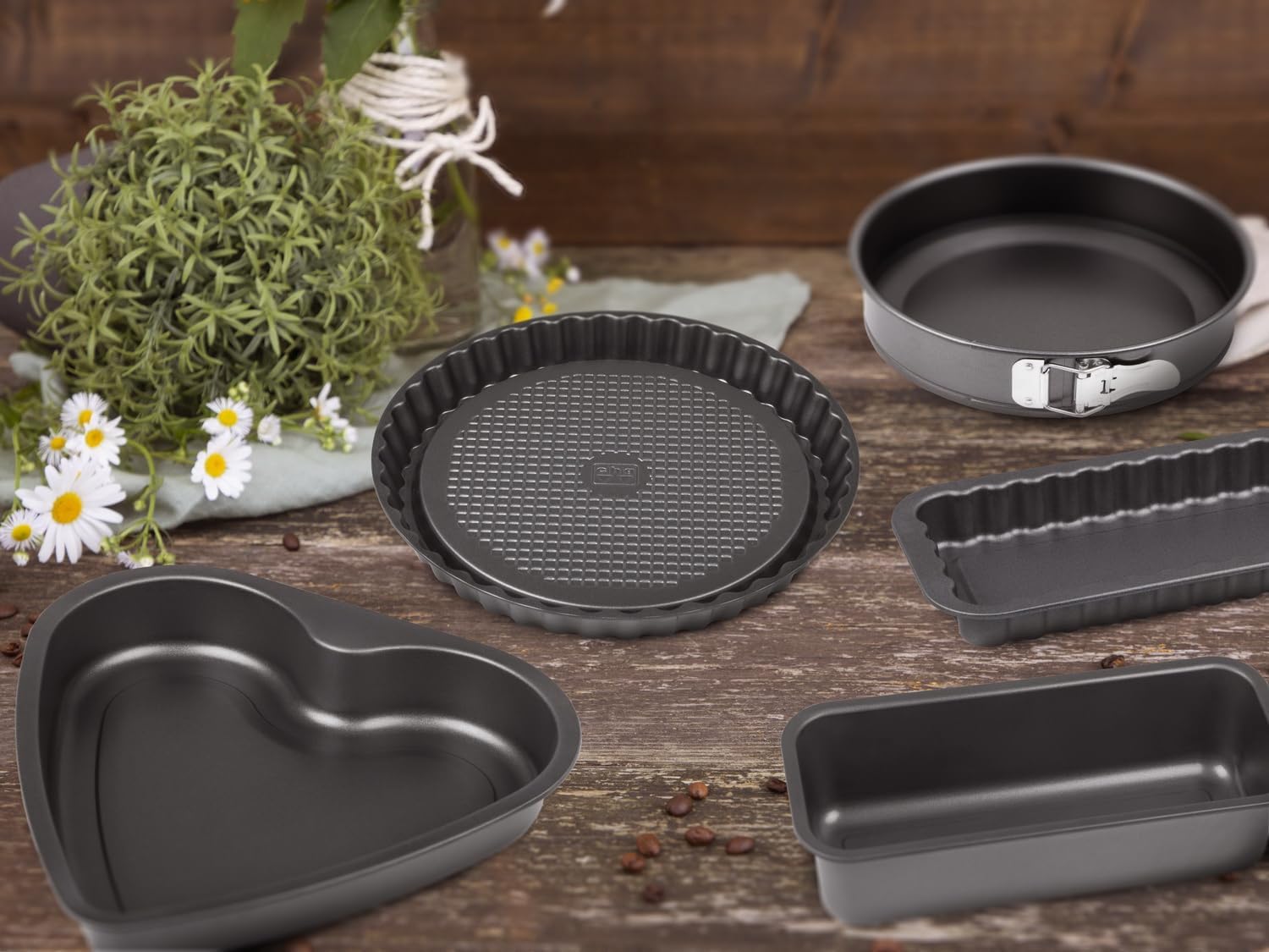 chg EasyOven Professional Baking Mould Set 5 Pieces Bread Baking Tin Quiche and Cake Tin Heart Baking Tin Loaf Tin Springform