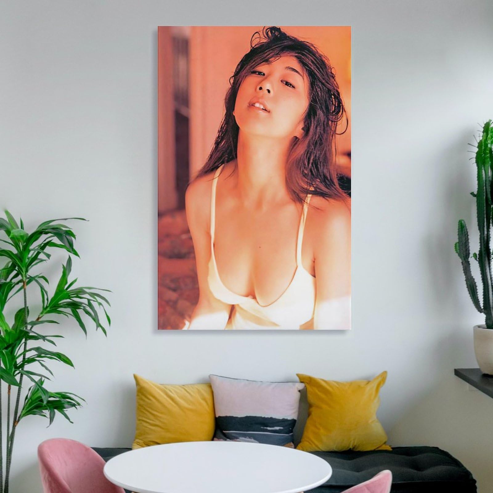 【SALE】優香さん掲載3ページ（ポスターサイズ） Amazon.co.jp: 優香のプロフィール グラビア水着画画像集女優・歌手