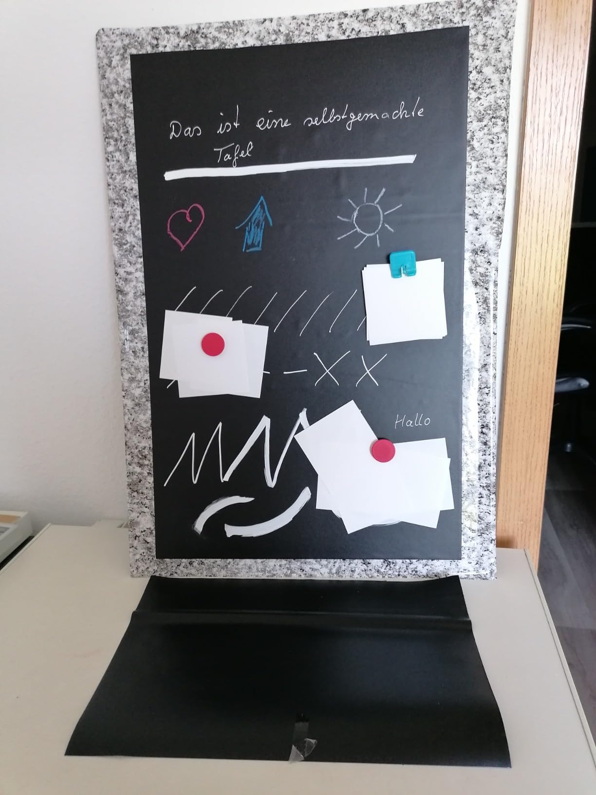 Magneetfolie, hechtbasis voor magneten, magneetbord, ferrofolie, zelfklevend, beschrijfbaar, afwasbaar, magnetisch, 120 x 60 cm, zwart