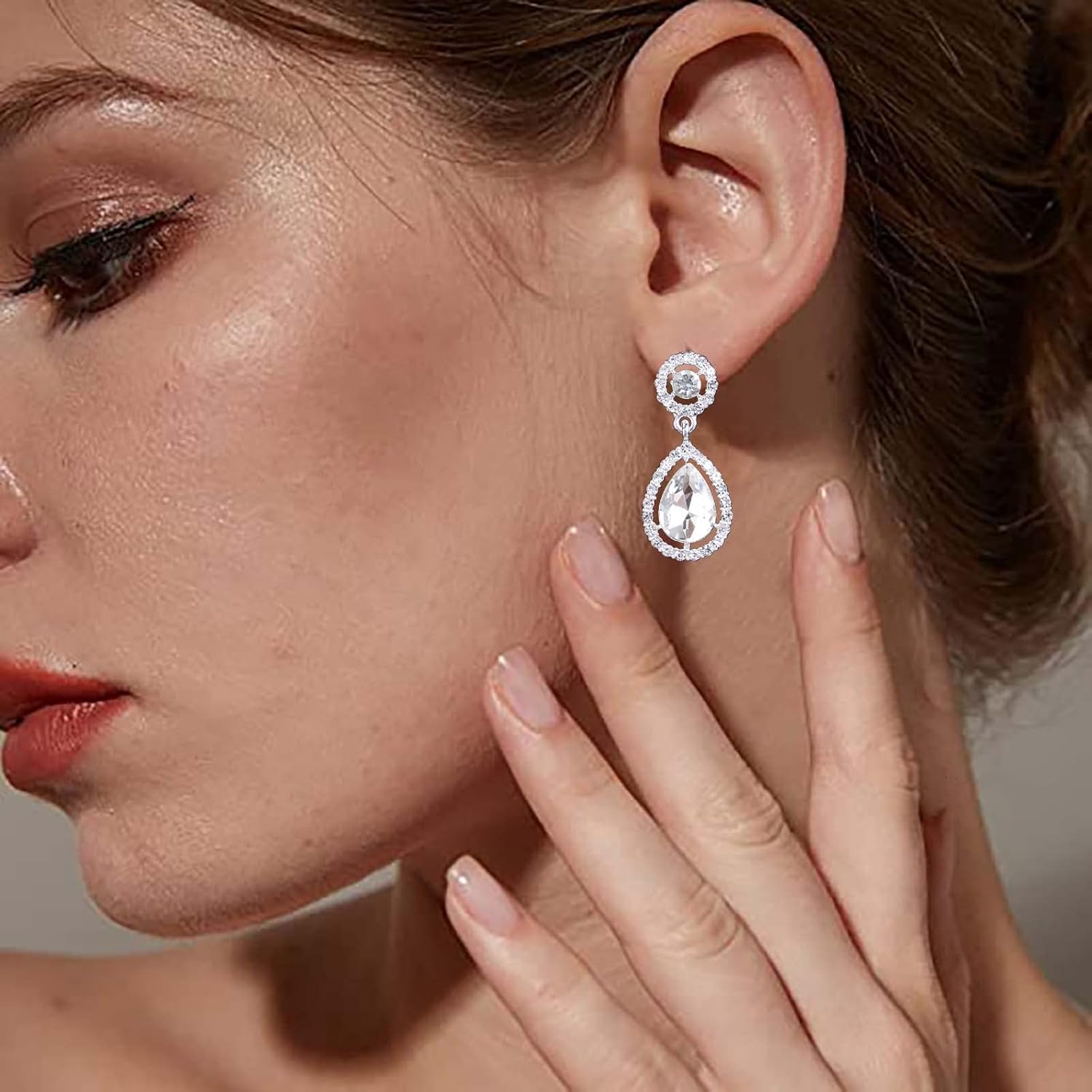 Vintage Teardrop Crystal Dangle Earrings Silver Rhinestone Earrings Water Drop Cz Dangle Earrings Luxury Wedding Earrings Jewelry for Women - Image 3