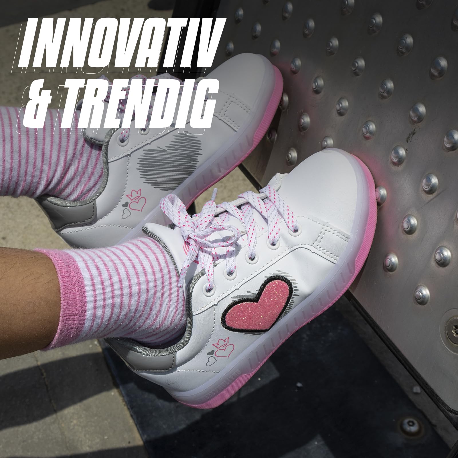 Breezy Rollers LED Schuhe mit Rollen für Kinder I Patentiertes Klick-System I Leuchtende Rollschuhe für Mädchen & Jungen