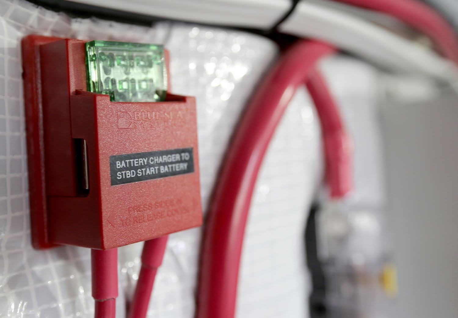 Blue Sea Systems Maxi Fuse Block and in-Line Fuse Holder