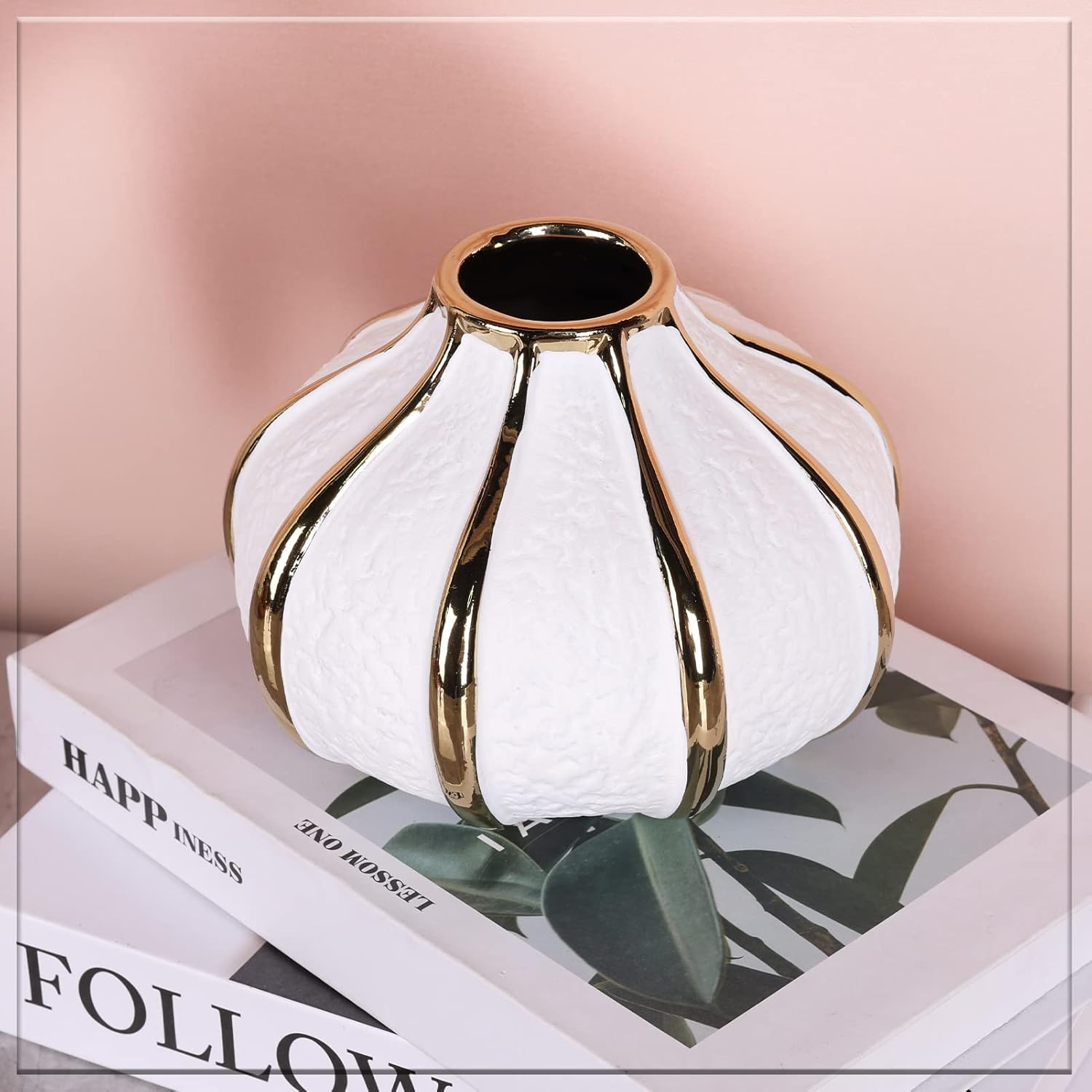 White Gold Home Decor Vase, Round White Bud Ceramic Vase for Flowers, Luxury Home Decoration, Dining Table Centerpiece (E-White)