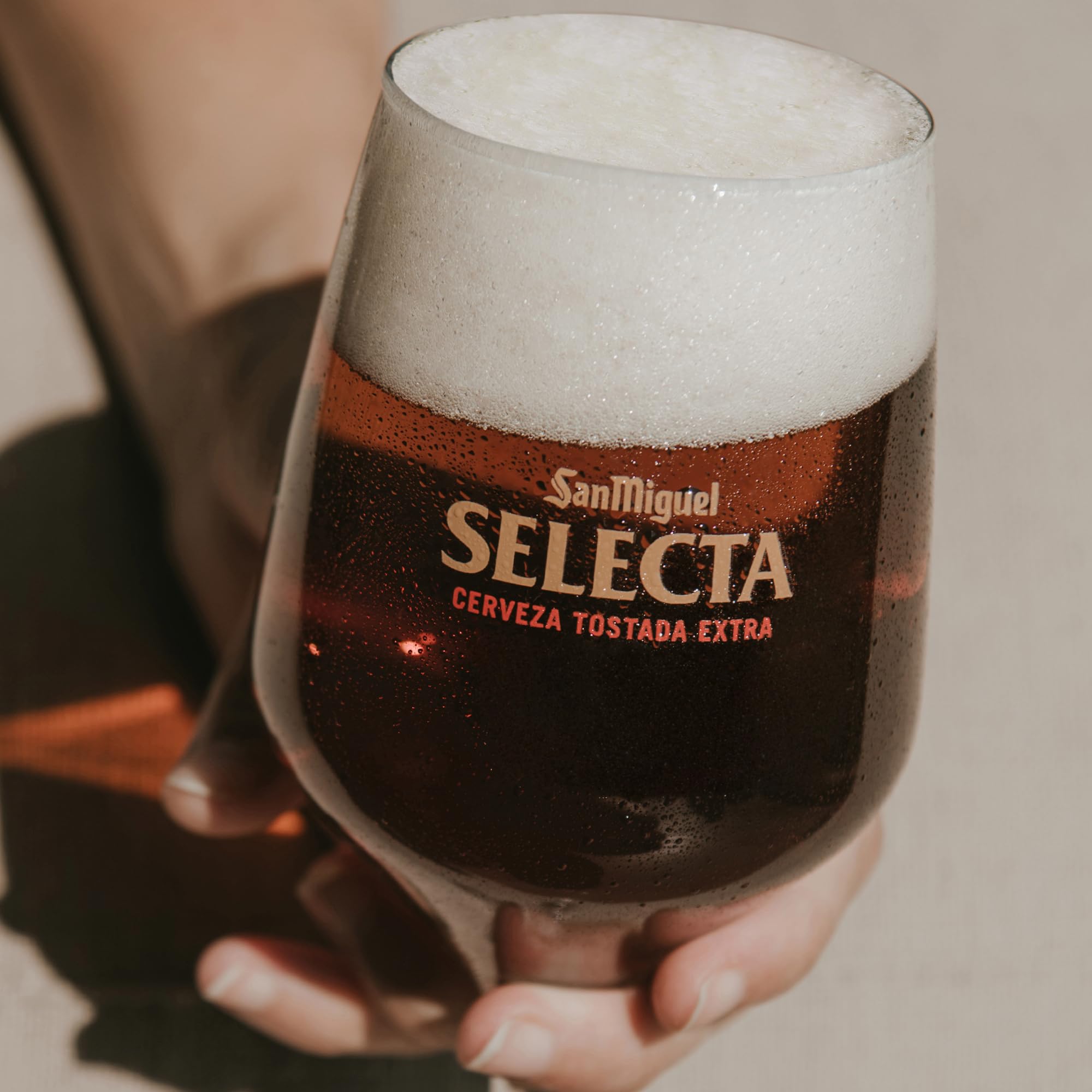 San Miguel Selecta, Cerveza Lager Tostada Extra, Pack 24 Latas x 33cl