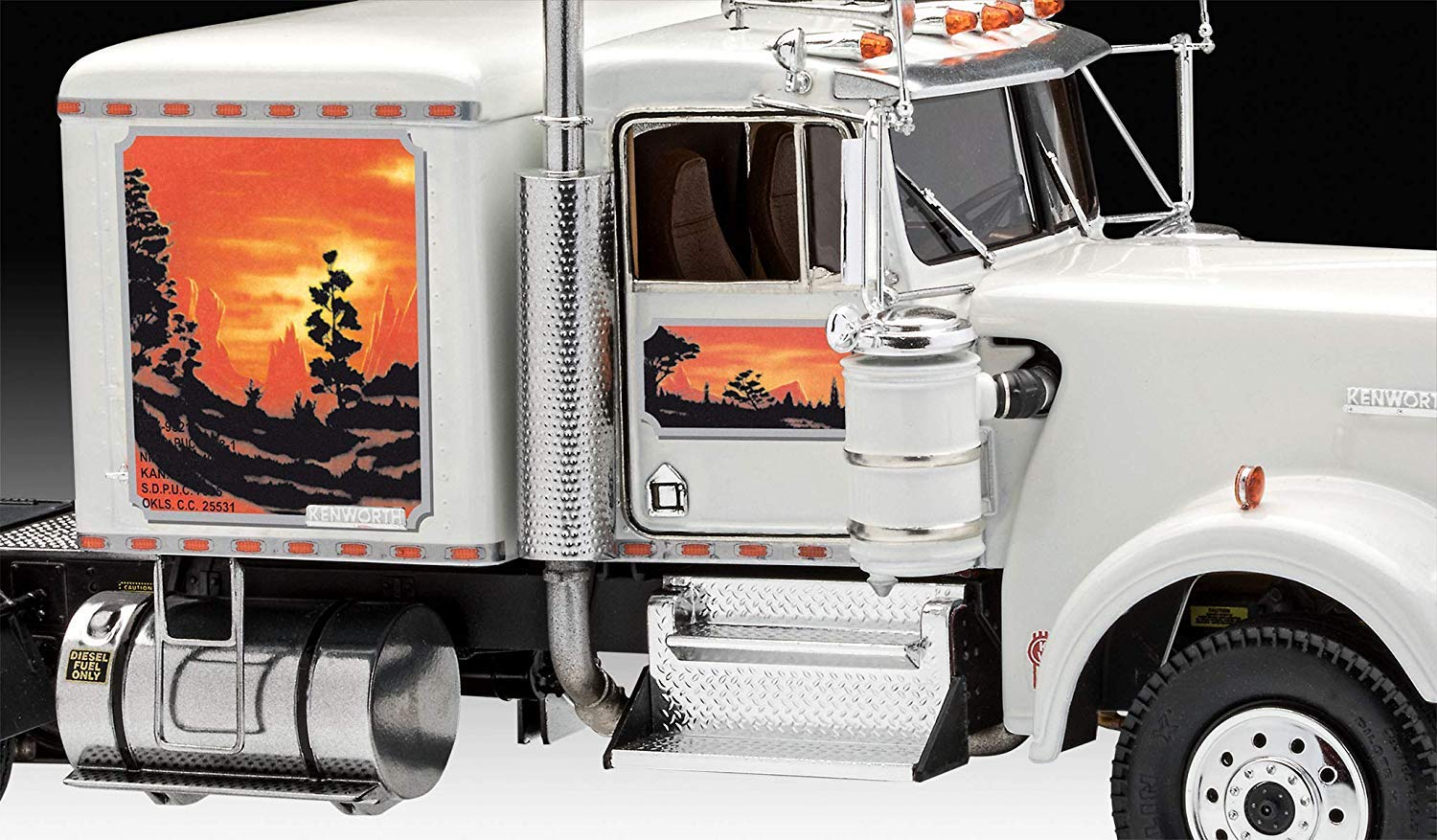Amazon | Revell RV07659 1:25 - Kenworth W-900 Plastic Model kit 1