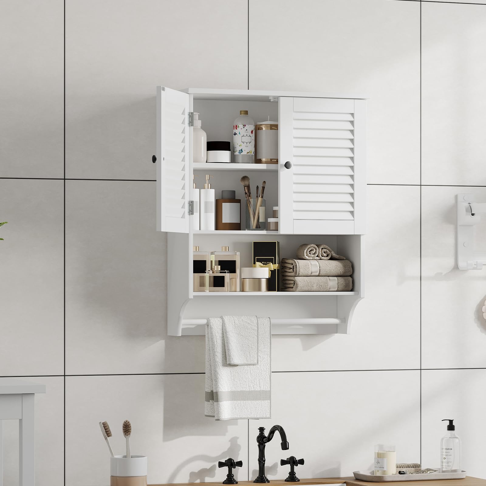 Meuble Salle de Bain Mural 2 Portes, Étagères Réglables avec Barre à Serviettes Blanc