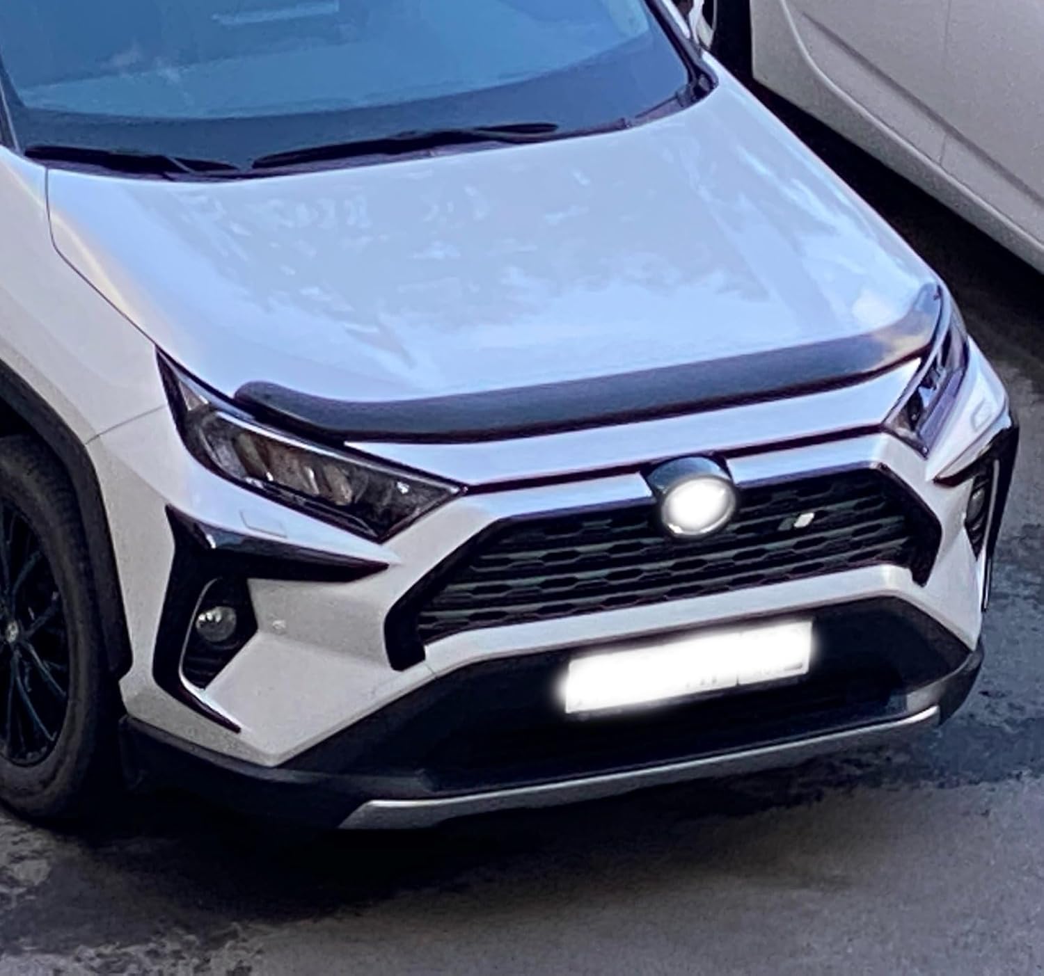 Glossy Black Exterior Front Fog Light Lamp Eyebrow Cover for Toyota RAV4 2019-2024