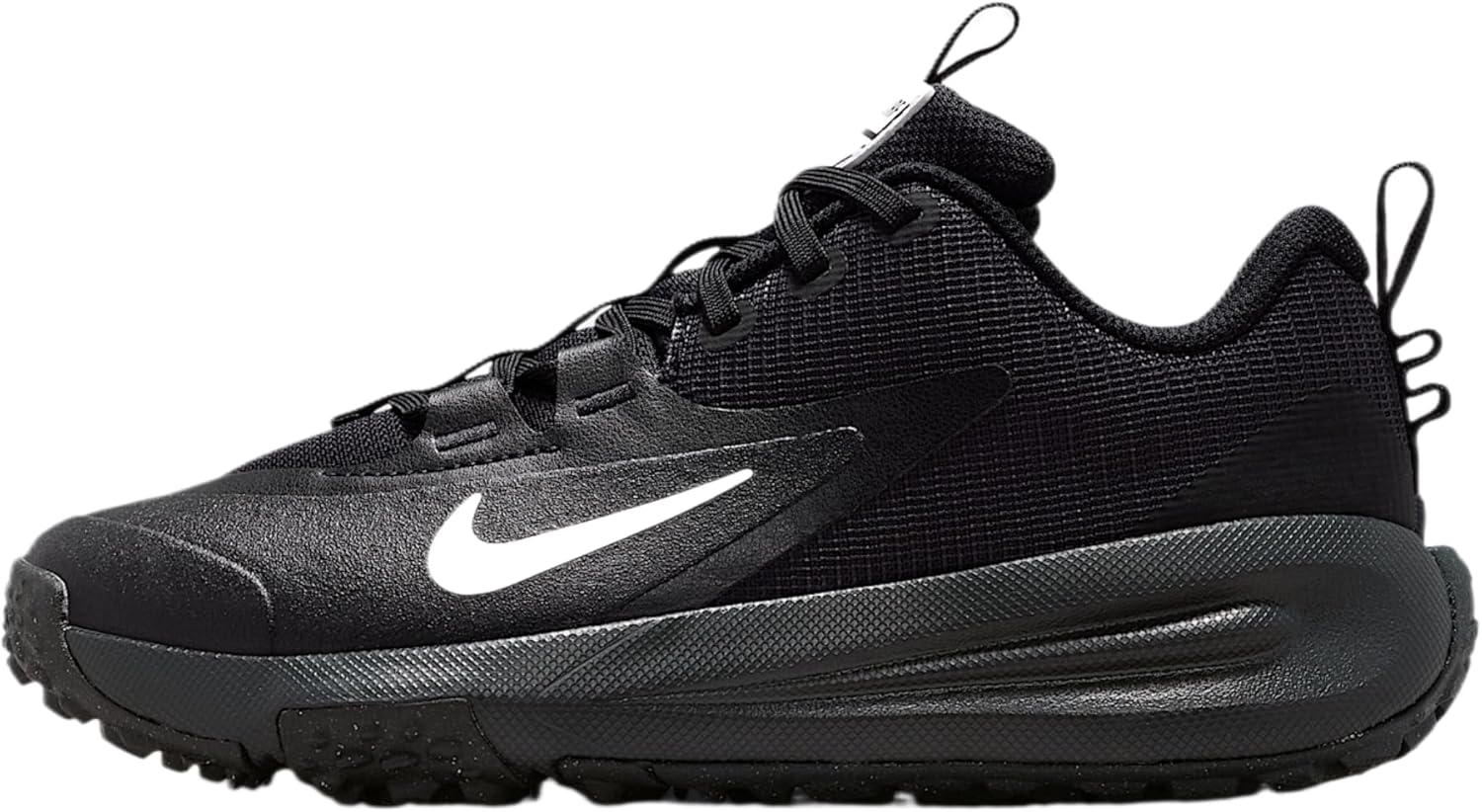 Nike Cross Turf Big Kids' Shoes (Black/White)