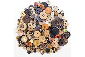 600-Count Vintage Wooden Buttons for Adornment and Craft Creations