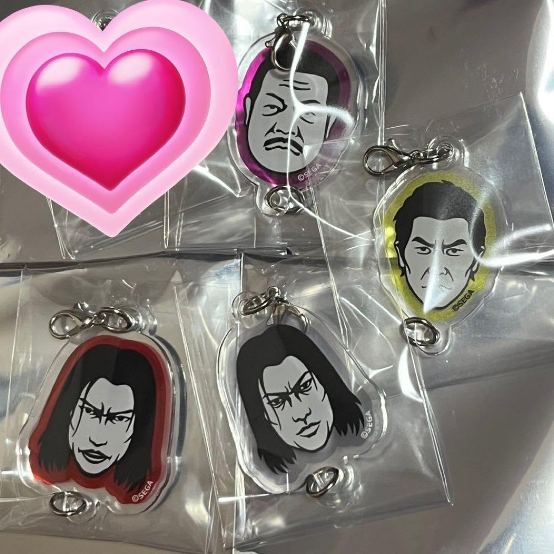 Amazon.co.jp: 龍が如く 繋がる顔面アクリルチャーム H : おもちゃ