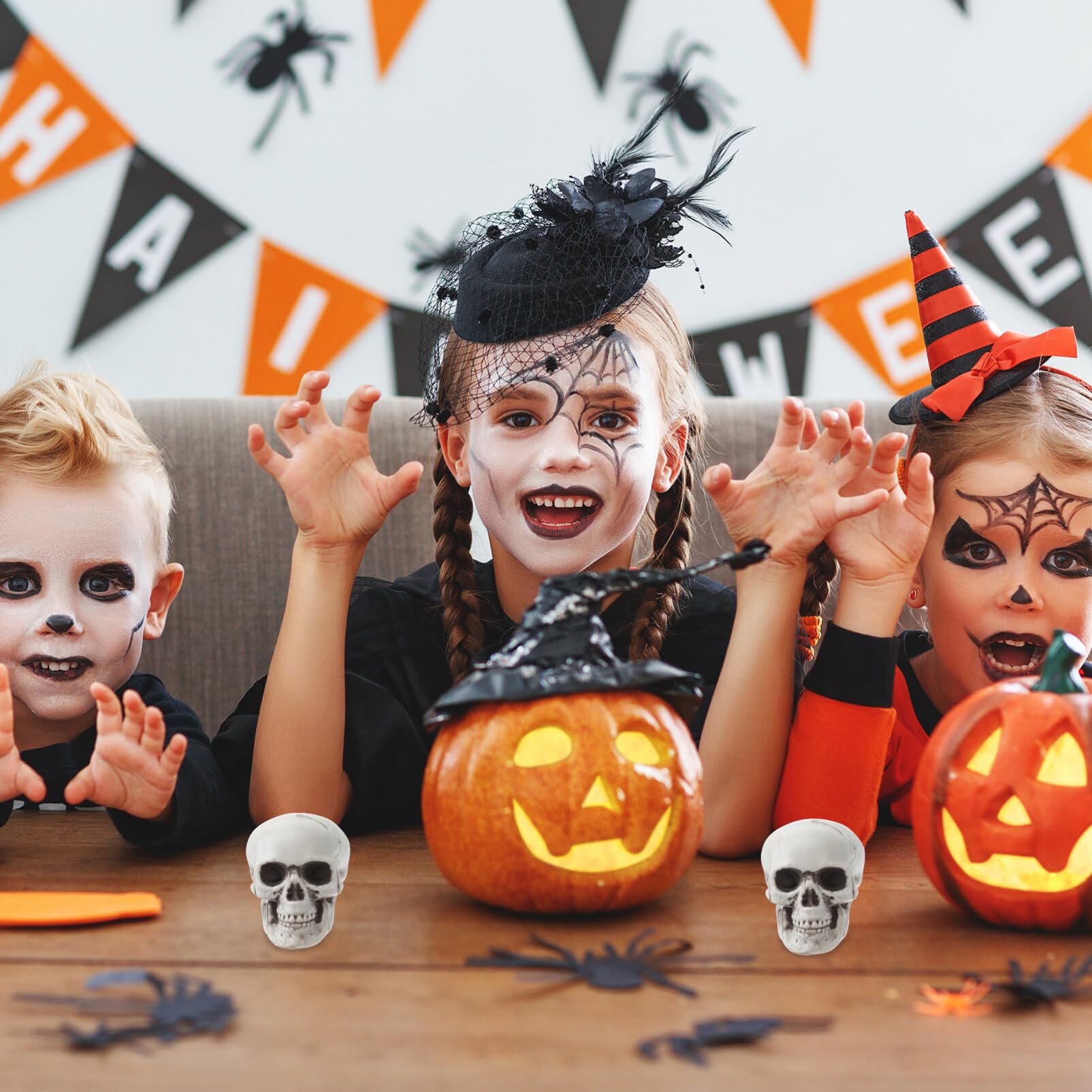 ROMISBABA Halloween Schädel Deko Set - 3-teilig, Realistische Kunststoff Skelettköpfe