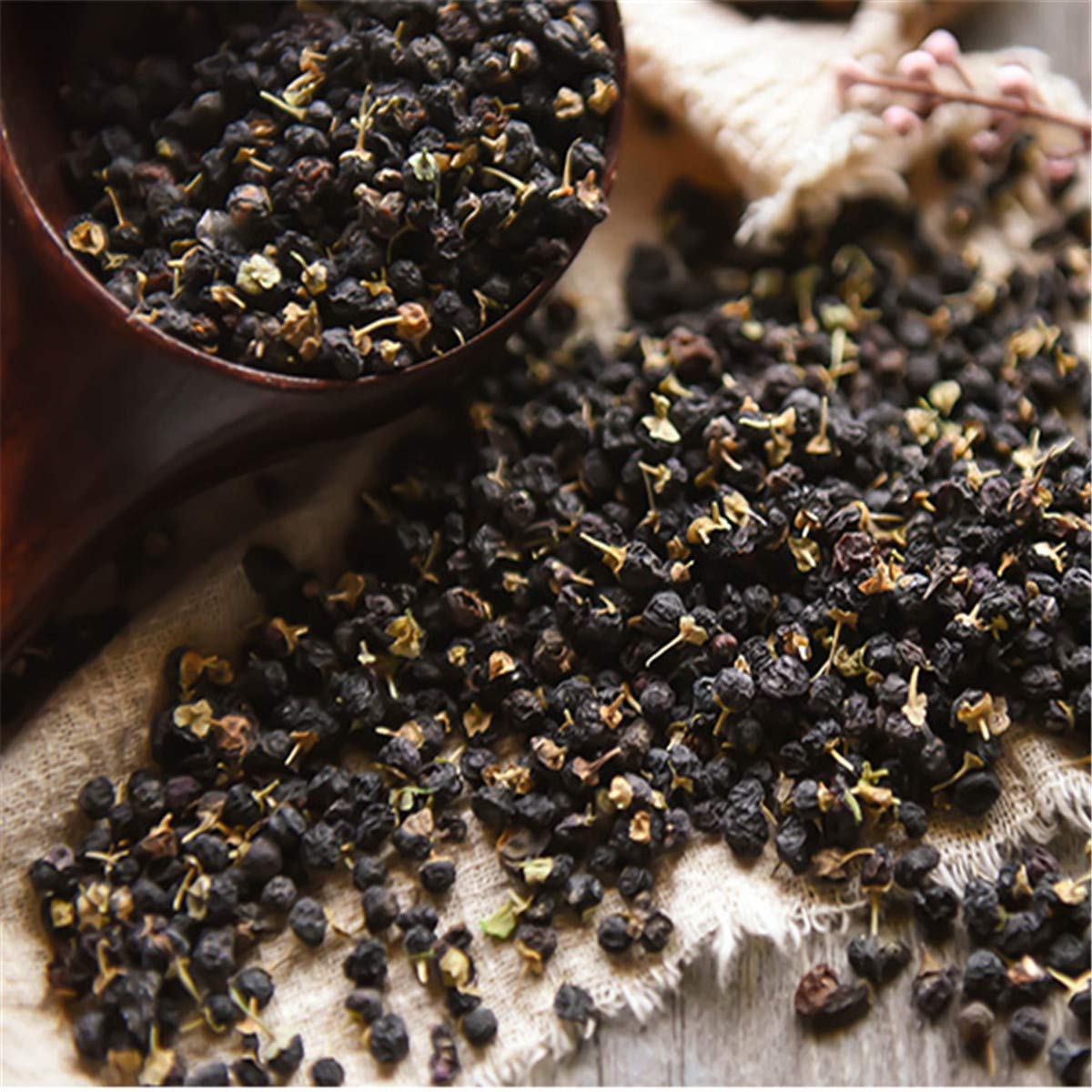 Chinesischer Kräutertee Schwarzer Lycium barbarum Neuer Dufttee Gesundheitswesen Blumentee Gesundes grünes Essen (500)