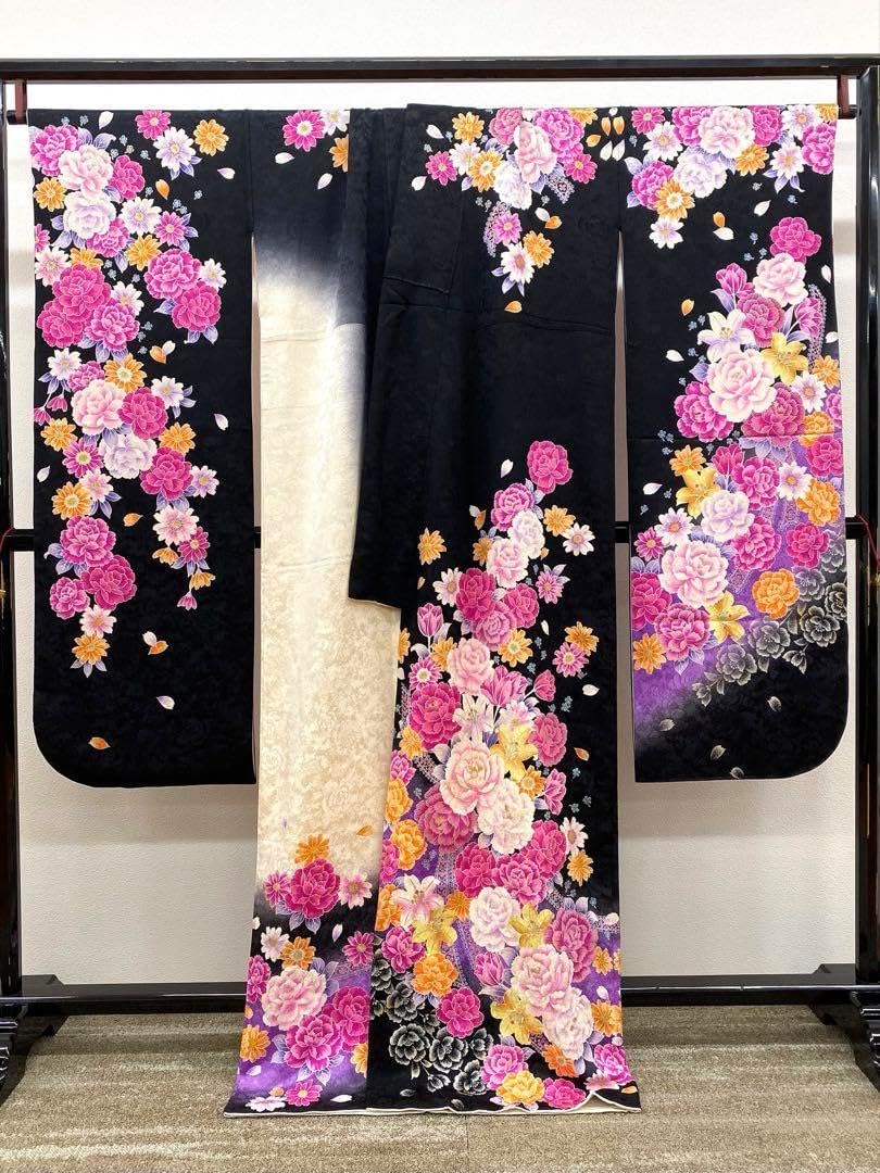 振袖 豪華 銀通し 刺繍 金彩 紋意匠 牡丹 身丈161cm パールトーン加工済 振袖 豪華 金駒 銀彩 牡丹 紋意匠 身丈166cm 撥水加工済 振袖