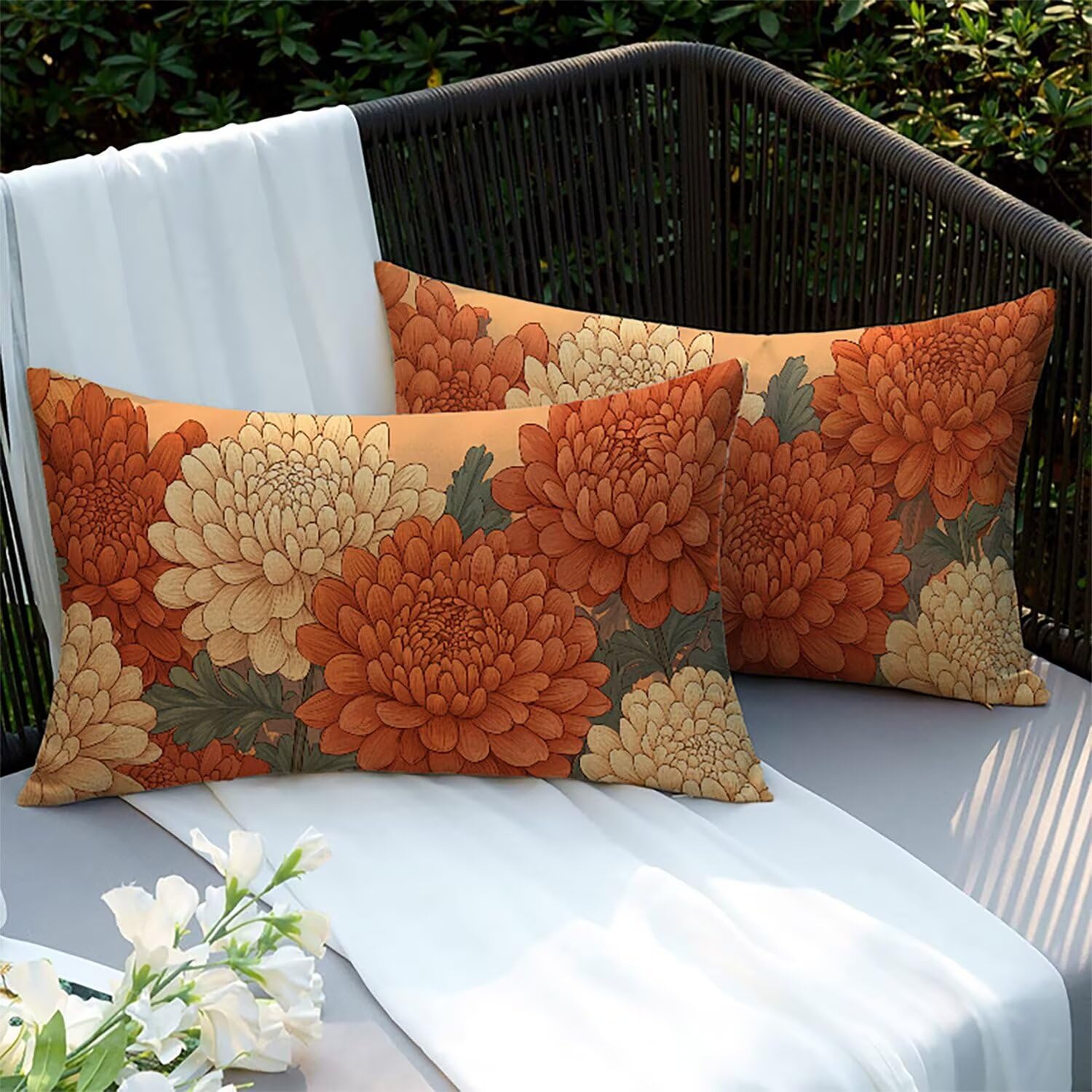 Coussins canapé rectangulaires 70x50 motif fleurs style rétro lin