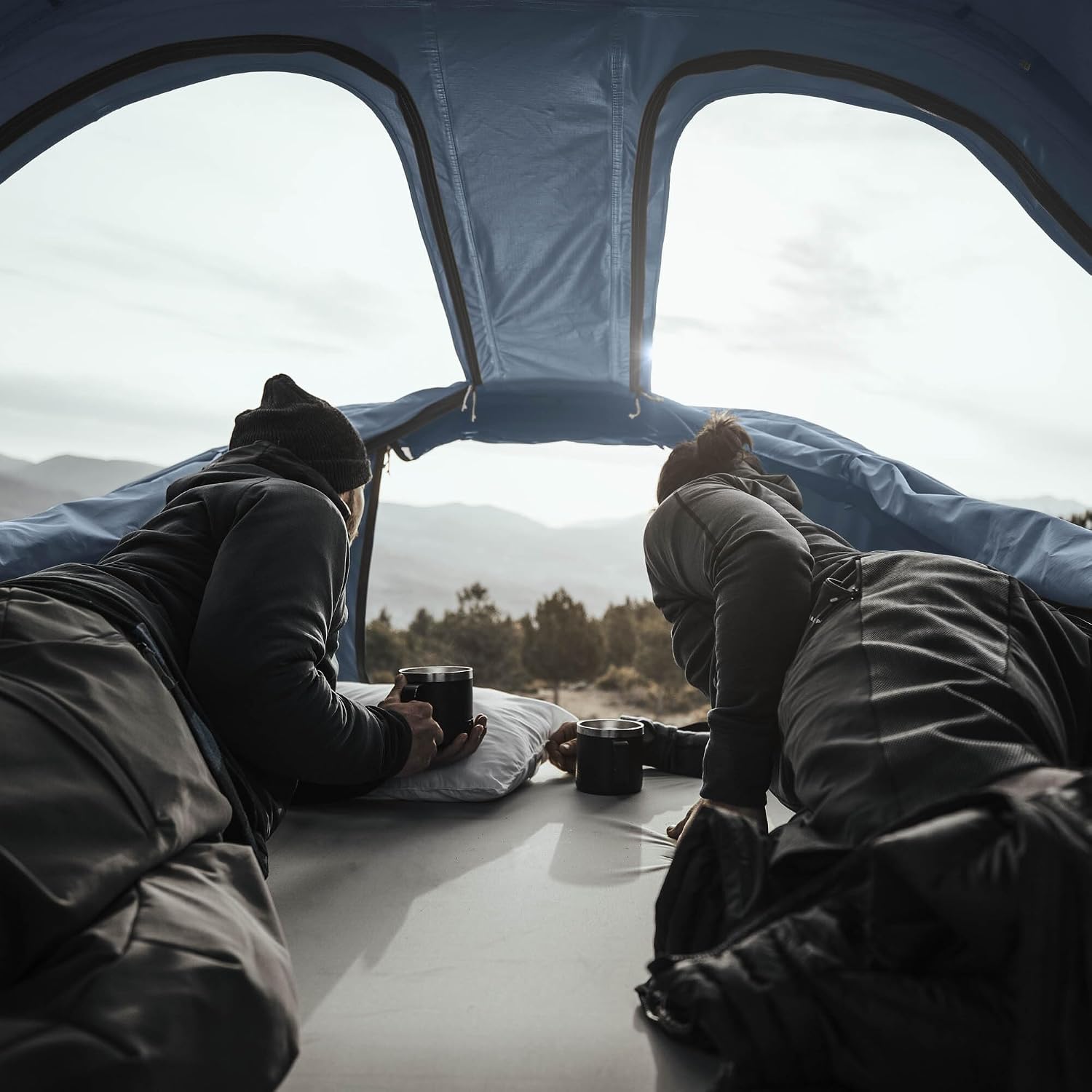 Thule Approach Rooftop Tent - Medium