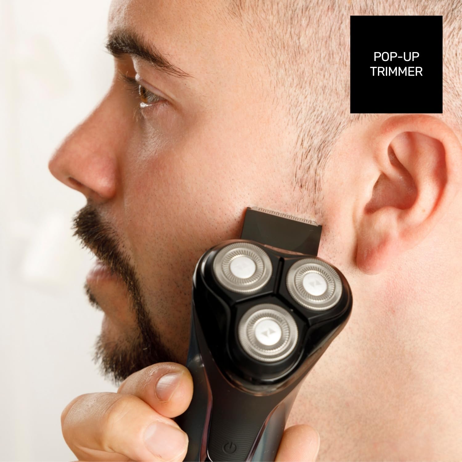 Taurus - Elektrorasierer Herren + 100 Min Laufzeit | 3-fach Scherkopf | Nass & Trocken (IPX7) | Präzisionstrimmer | Total Curve Technology | Kabellos & mit Kabel | Ergonomisch, reisefreundlich