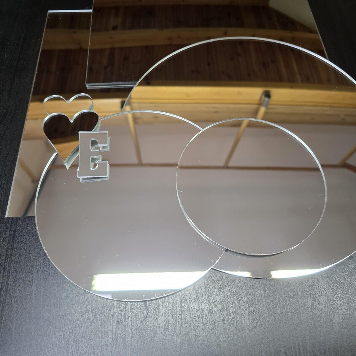 AtHaus® Miroir Acrylique 3 mm incassable, Flexible et léger - Surface réfléchissante décorative sur Mesure - Carreaux pour projets DIY - Couleur : Argent - Taille: 60x60 cm