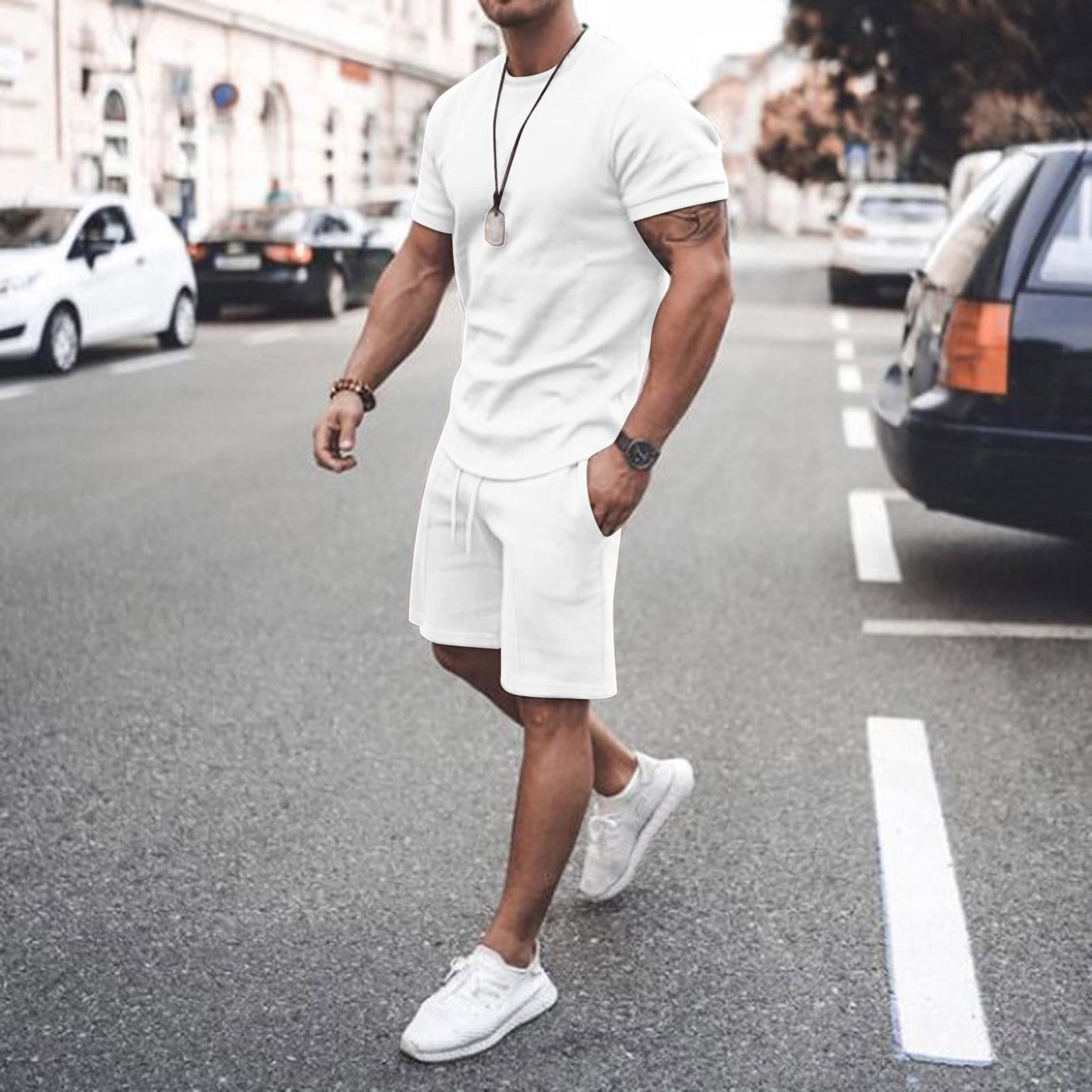 Homme Ensemble Chemises Hauts à Manches Courtes Mode 2 Pièce Survêtement Jogging Été T-Shirt Chemisette et Shorts Couleur Unie Tenue de Sport Sportswear Grande Taille pour Vacance Loisir