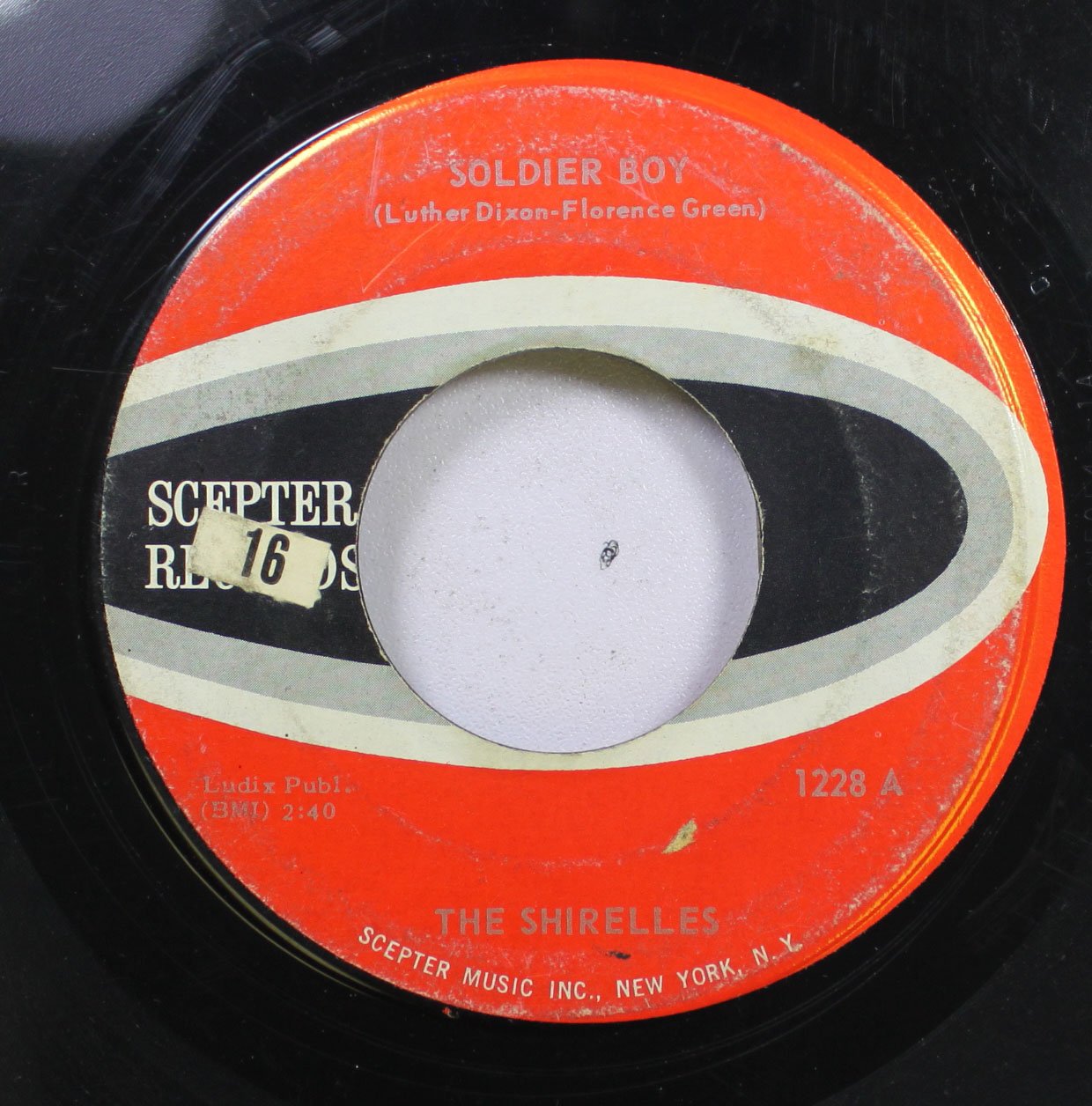 THE SHIRELLES 45 RPM SOLDIER BOY / LOVE IS A SWINGIN' THING Amazon
