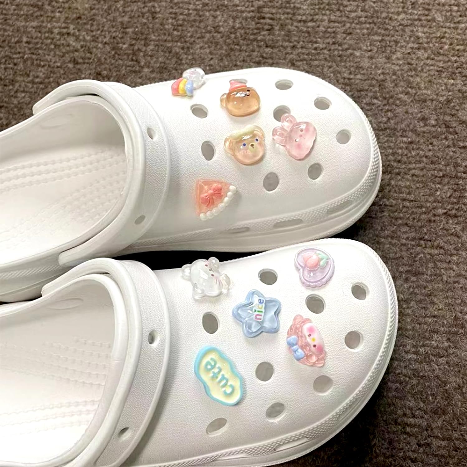 Zawieszka do Crocs, 26 sztuk zrób to sam zawieszki do butów, kreskówkowe zawieszki do butów, ozdobne szpilki, wiele stylów, kolorowe zawieszki do butów dla dziewczyn, kobiet, dorosłych