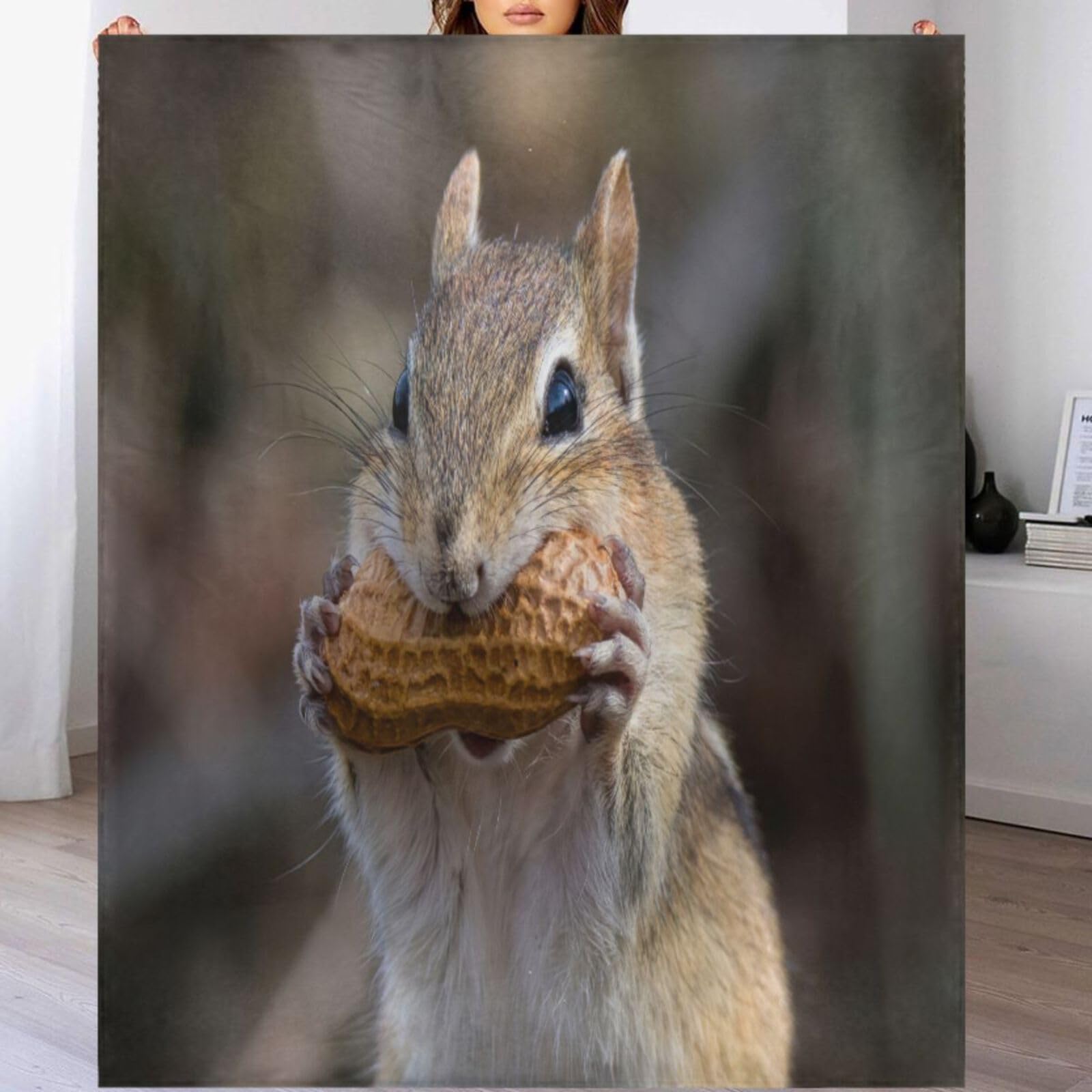 QUGRL Throw Blanket for Couch 50x60 Inches Autumn Chipmunk Peanut Soft Cozy Flannel Fleece Custom Blanket Rustic Fall Lightweight Warm Fuzzy Blankets & Throws for Bed Sofa Chair