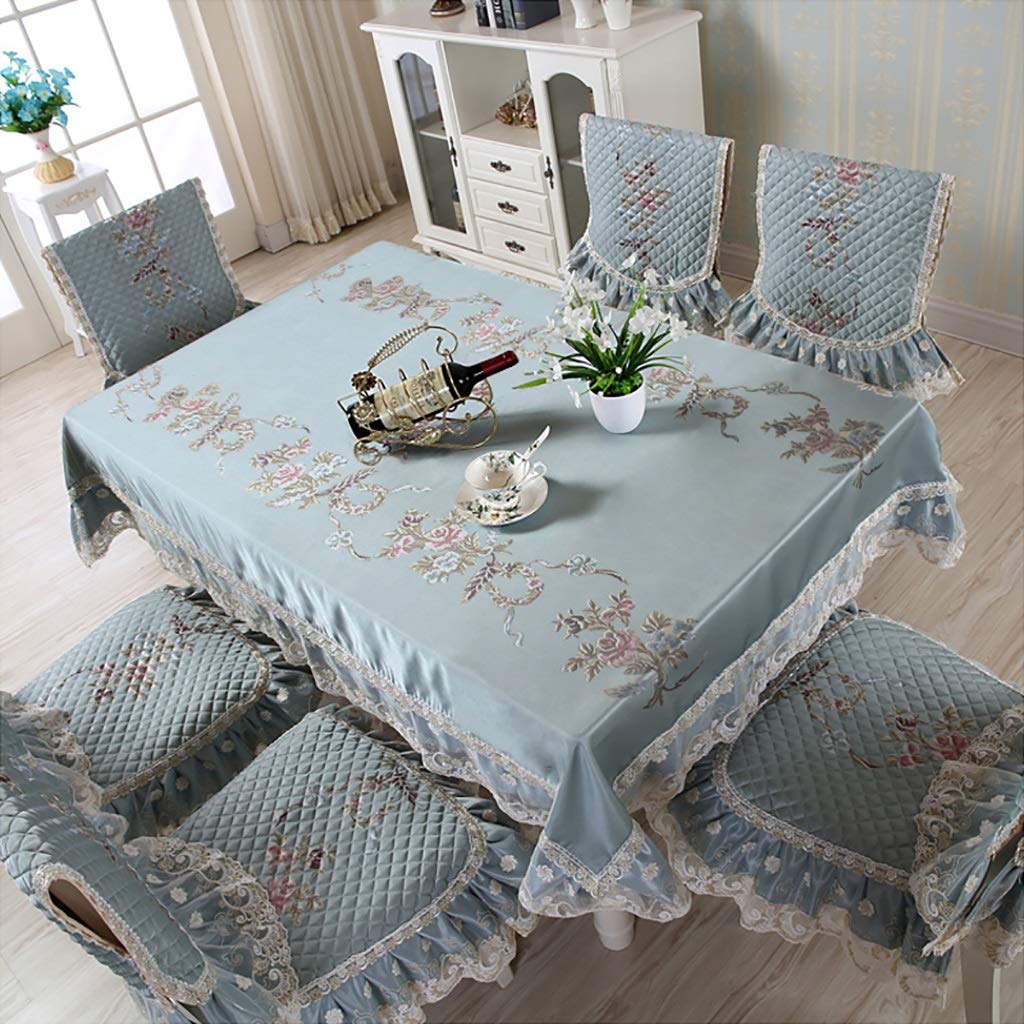 Nappe de table ronde et broderie main pour salon