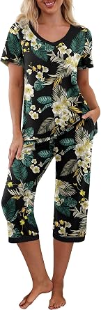 PrinStory Womens Pajama Set Short Sleeve Shirt and Capri Pants Sleepwear Pjs Sets with Pockets