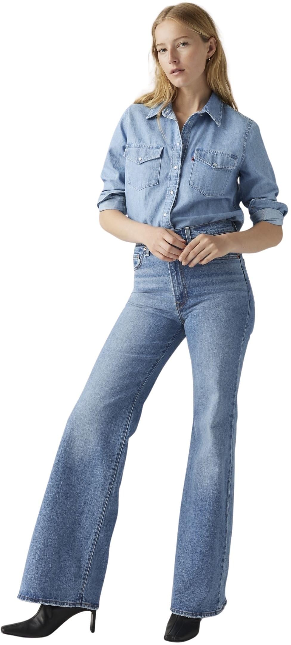 Levi's Kobieta Nowe dżinsy dzwony o fasonie Ribcage