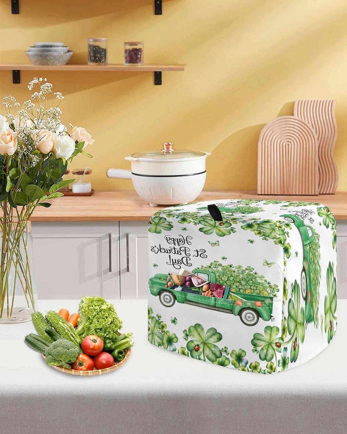 St. Patrick's Day Stand Mixer Cover with Storage Pocket, Waterproof Kitchen Mixer Covers, Lucky Shamrocks Green Car Country Plants Kitchen Appliance Dust Cover Compatible with 4/4.5 Quart Mixers