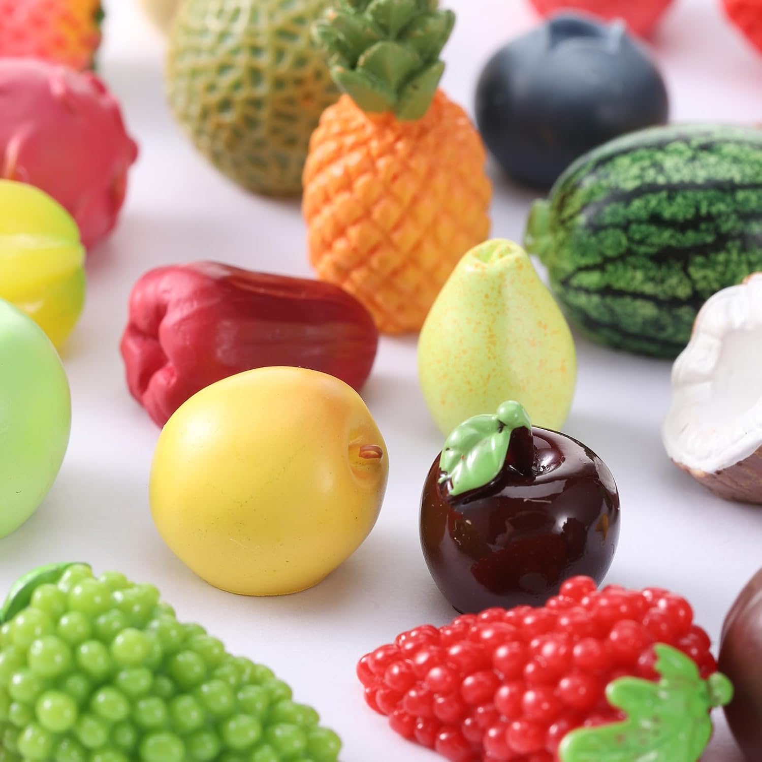30Pcs Resin Artificial Fruits Decor, Fruits Mini Resin Figures Strawberry Peach Grapes Pineapple Lemon Banana for Garden Kitchen Game Party Decor, Cake Decoration, Miniature Fruits Figures