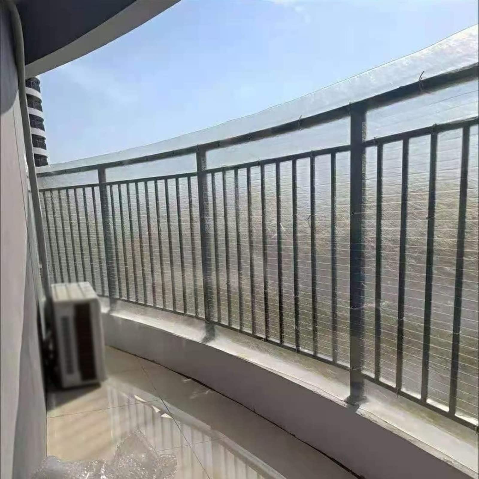 Plaque polycarbonate 0.8mm pour protéger du soleil et de la chaleur sous un auvent