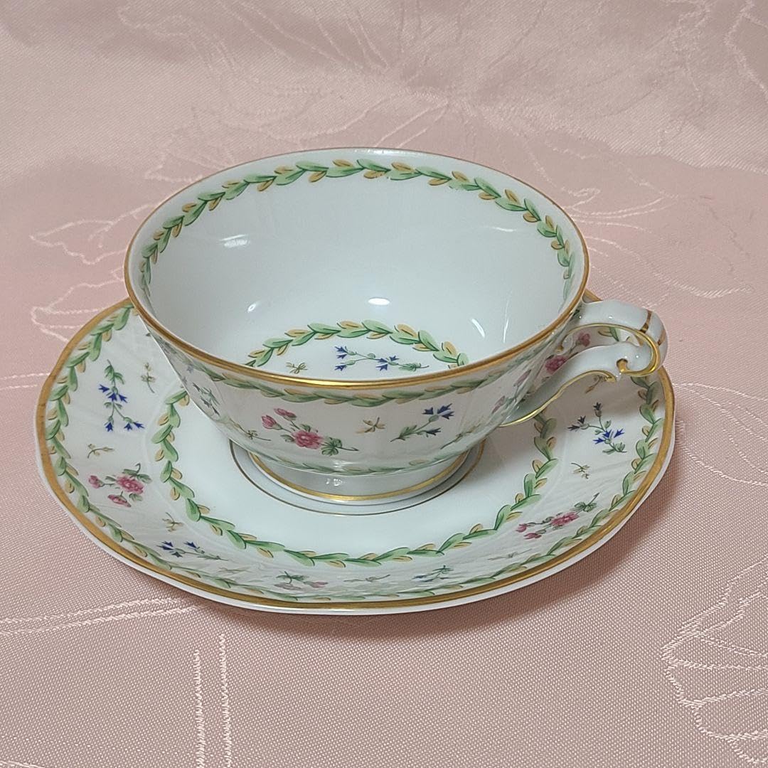 美品 ベルナルド リモージュ アルトワ カップ&ソーサー&プレート 美品 ベルナルド リモージュ アルトワ カップ&ソーサー&プレート