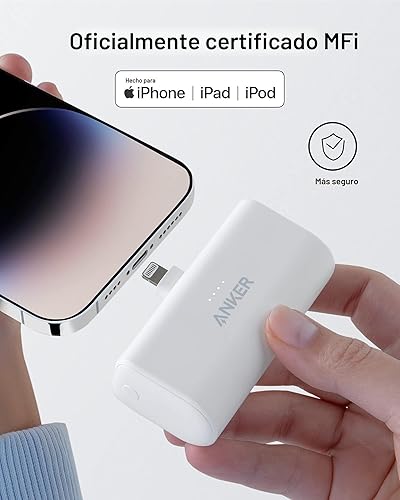 Miniatura 2 de Anker Nano Cargador portátil para iPhone, con conector Lightning MFi certificado incorporado, batería externa de 5,000 mAh y 12 W, compatible