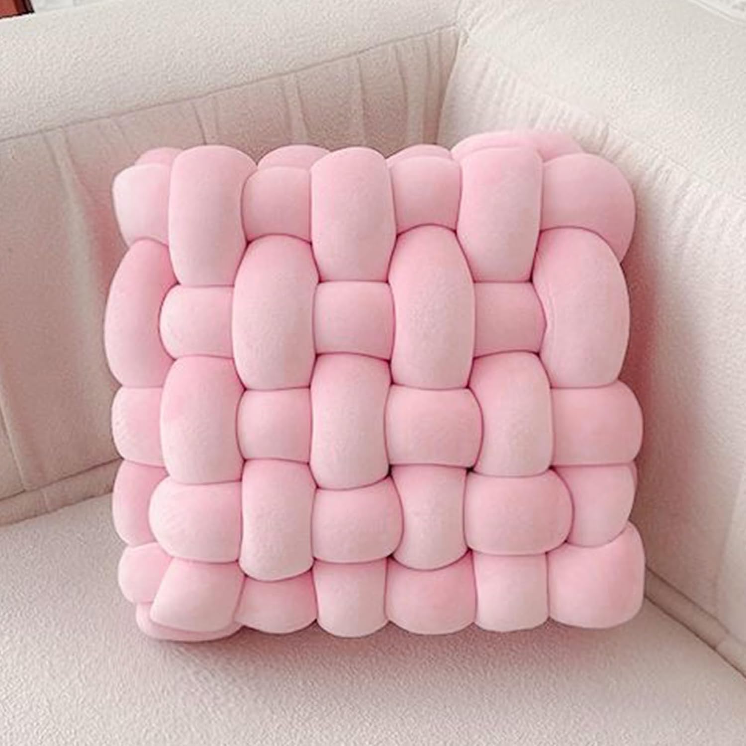 Velvet Chunky Yarn Bulky Giant Arm Knitting Ya rn, Super Soft Jumbo Tube Weight, Fluffy DIY Crochet Hand Making Washable for Blanket, Pet Bed, Rugs Pillow (2.2lb-Cute Pink)