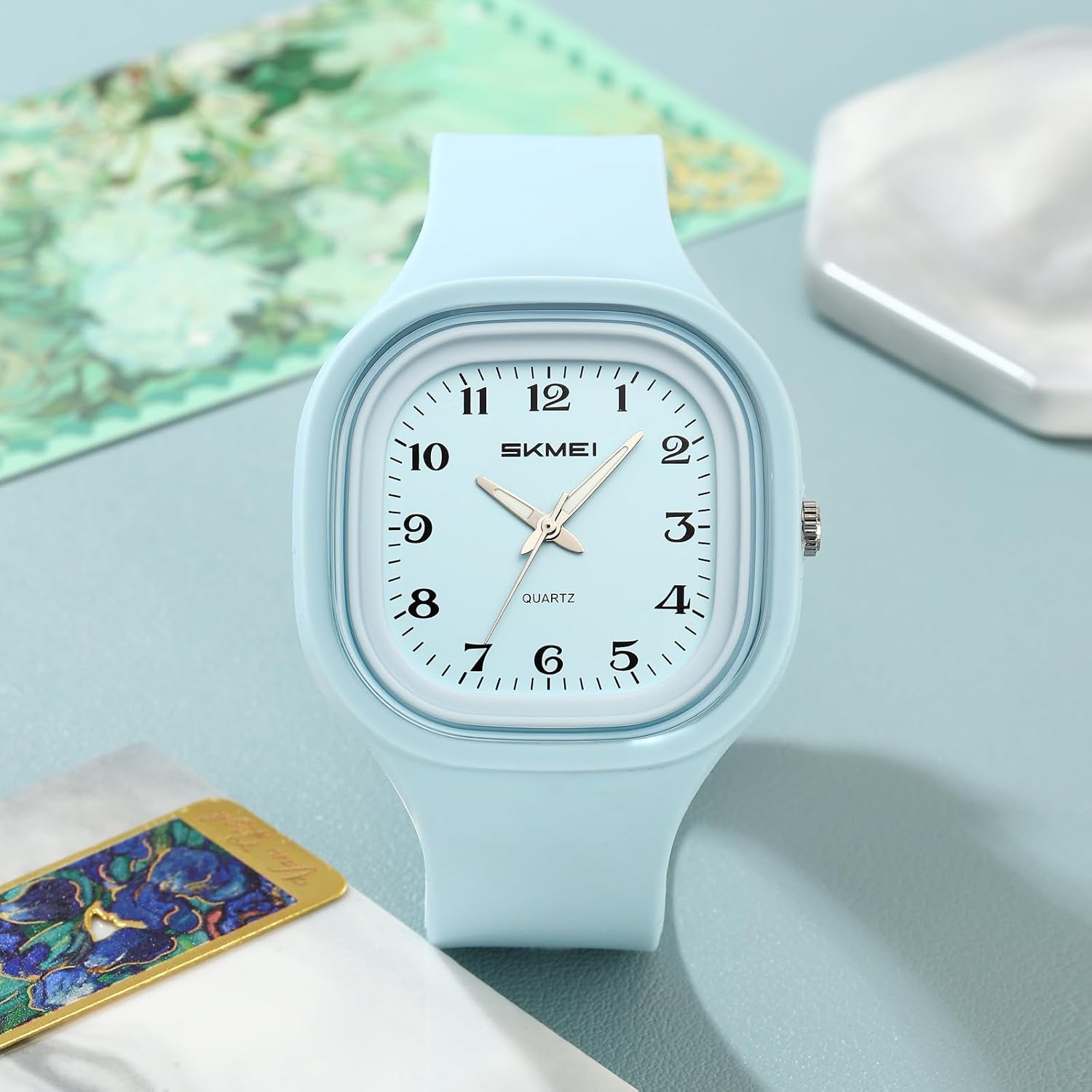 FANMIS Quartz Watch for Men and Women,Unisex Retro Square Dial Analog Wristwatch with Soft Silicone Band,Minimalist 50M Waterproof Casual Daily Watch