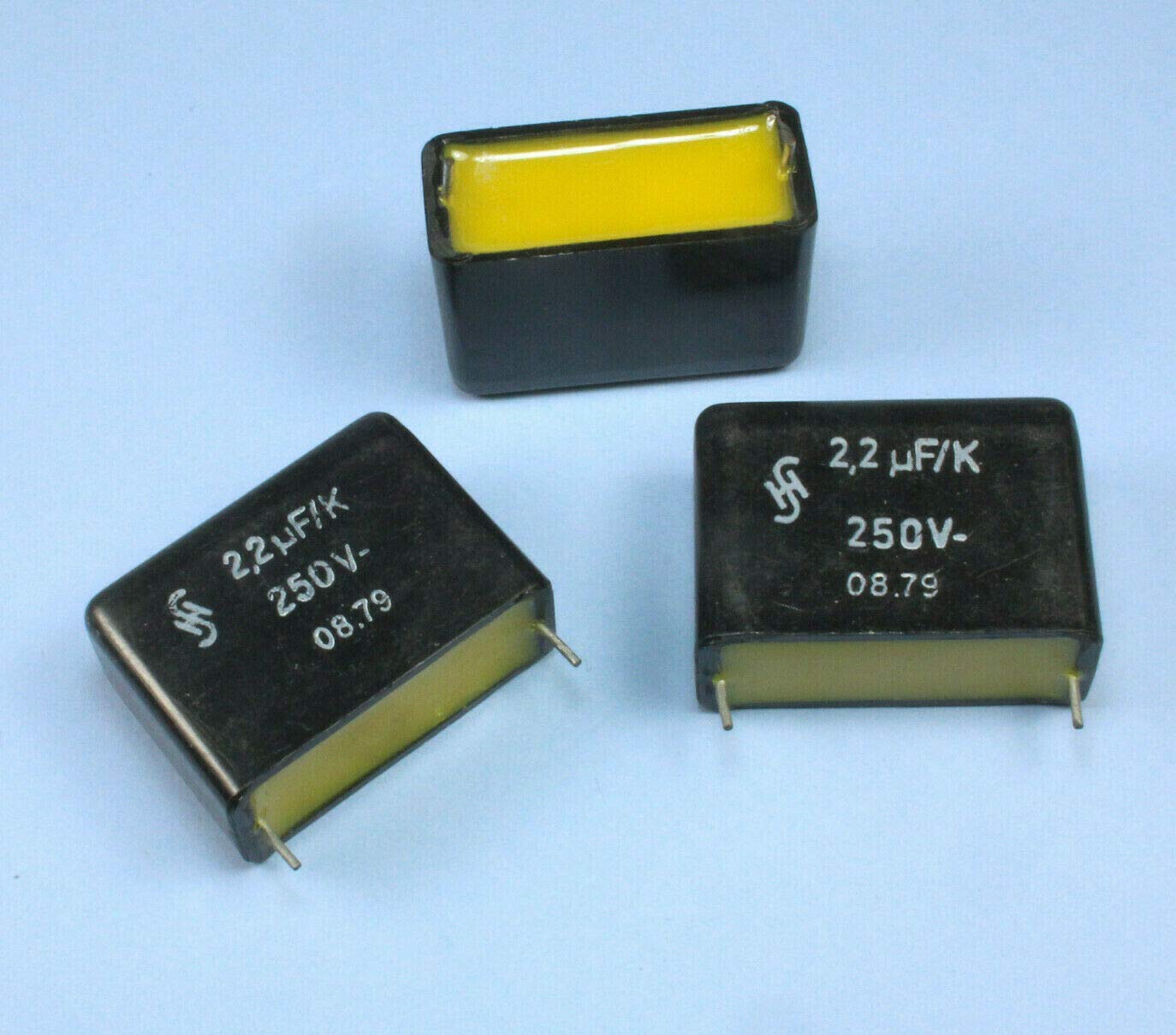 (NB #36) 5pcs 2.2uF 2.2MF, 250v 10% Box Film Capacitor B32234-2.2/10/250/5550