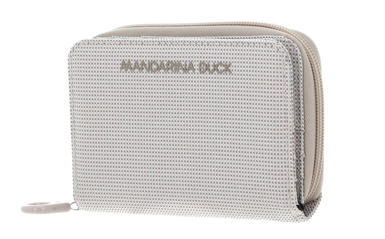 Mandarina Duck MD 20 P10QMPN8 Women's Wallet, Whitecap Gray, 13.5x9x3 (L x H x W)