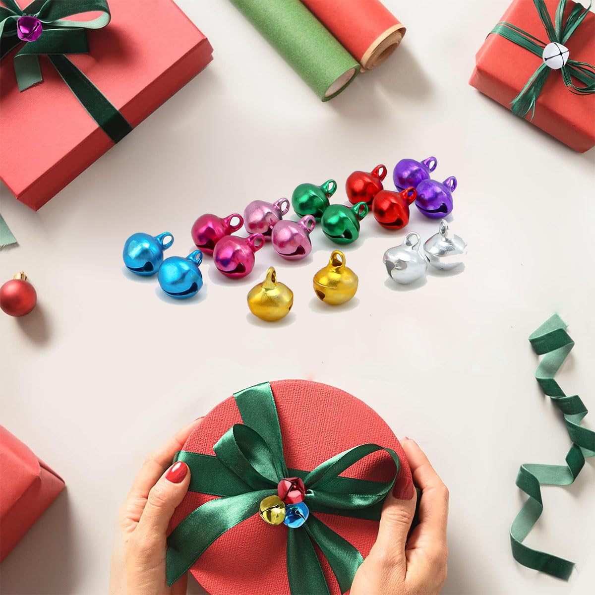 Petites Cloches Bijoux Fodlon 300 Pièces Petites Clochettes, Grelots Tintements, Coloré Cloches En Métal Pour Noël Clochettes Métal 14mm