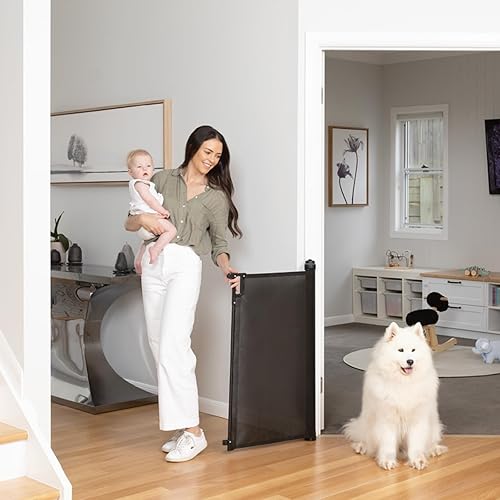 Perma Child Safety Puerta retráctil para bebés para interiores y exteriores, 38.6 pulgadas de alto que se extiende hasta 79 pulgadas de ancho, color