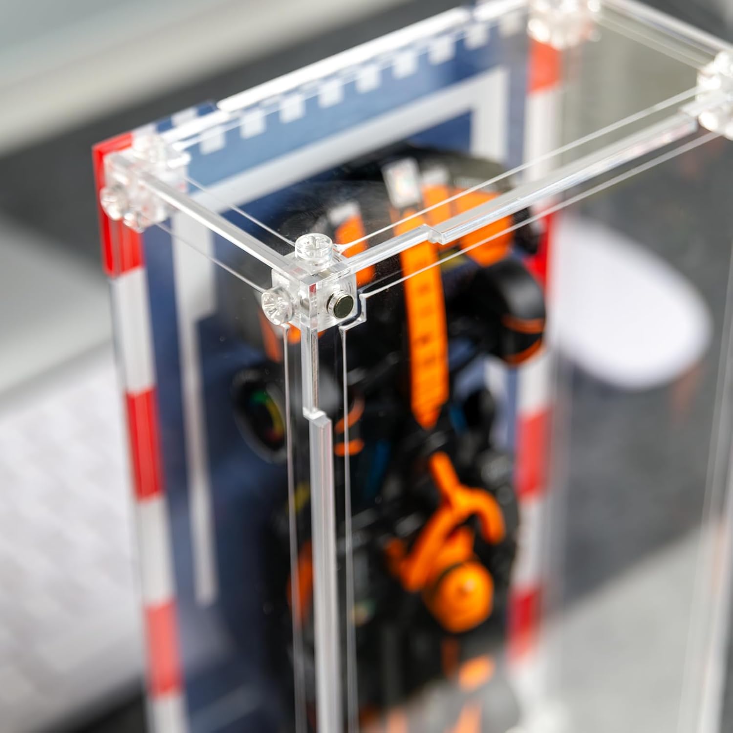 Acrylic Display Case Compatible with Lego Speed Champions F1 Team Race Car Toy, Dust-Proof Display Box Compatible with Lego 77242-77251,Size:8.66×4.33×3.15 in(NOT Included The Model)