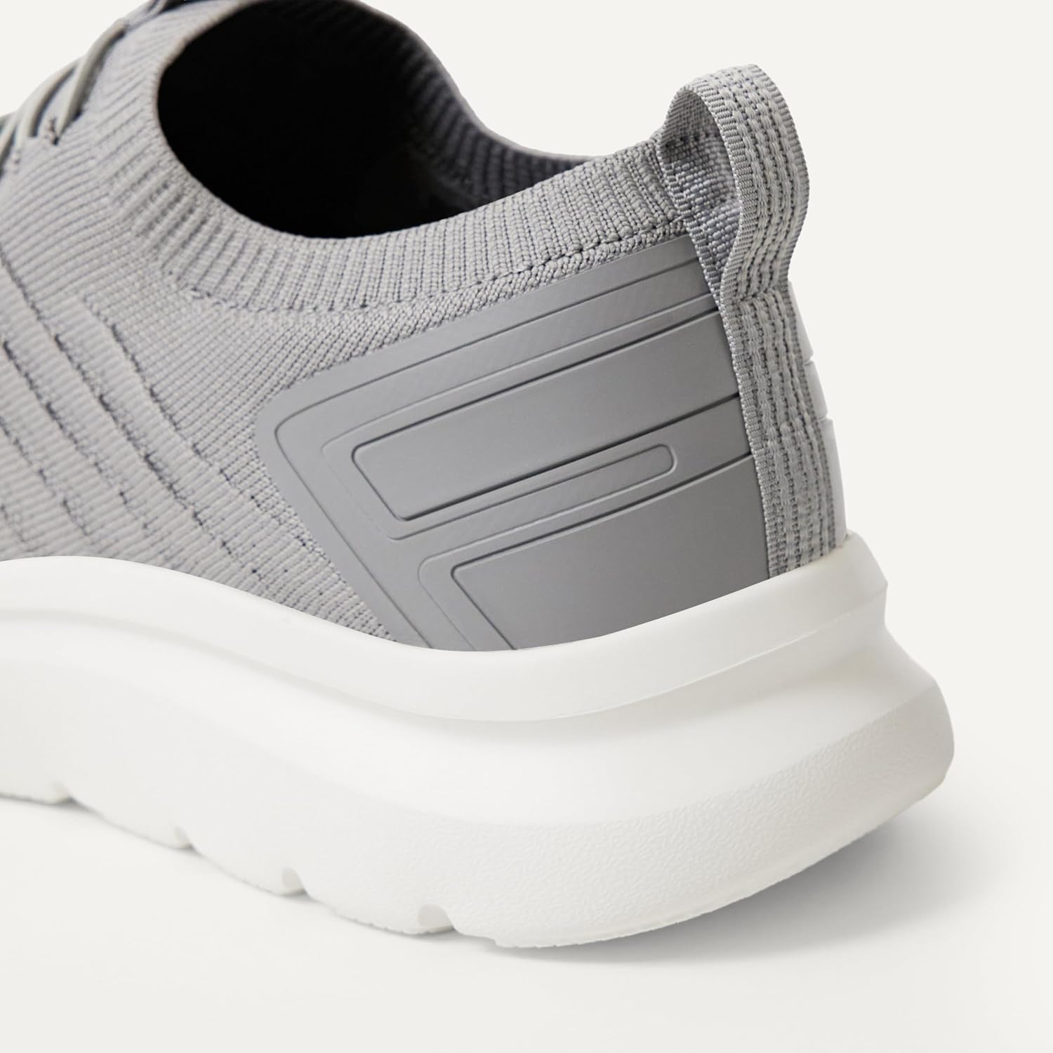 Amazon Essentials Men's Lighweight Knit Sneakers