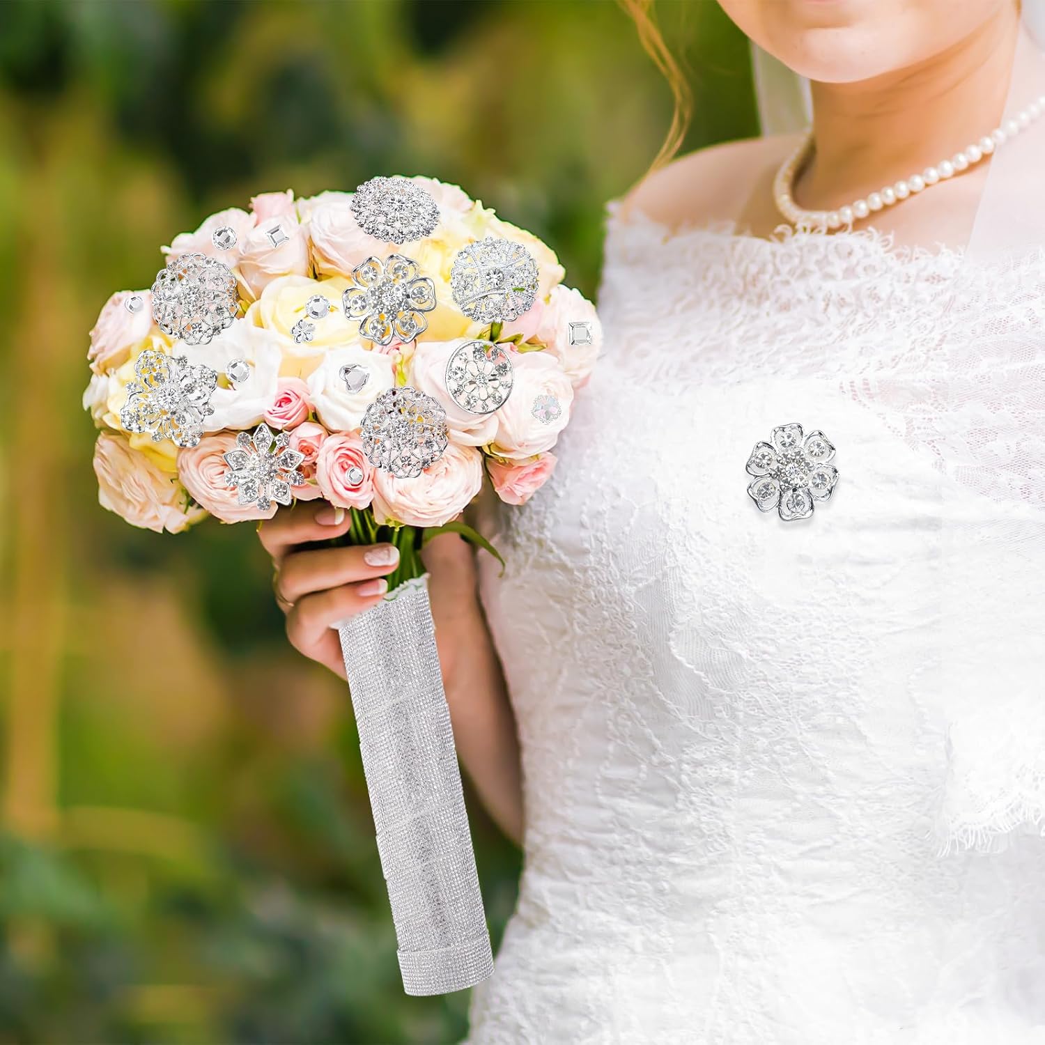 Quelay 141 Pcs Bouquet Pins Flower Brooch Wedding Bouquet Kit Self Adhesive Crystal Rhinestone Ribbon Bling Jewels Stickers for Wedding Birthday DIY Art Crafts Decoration Supplies