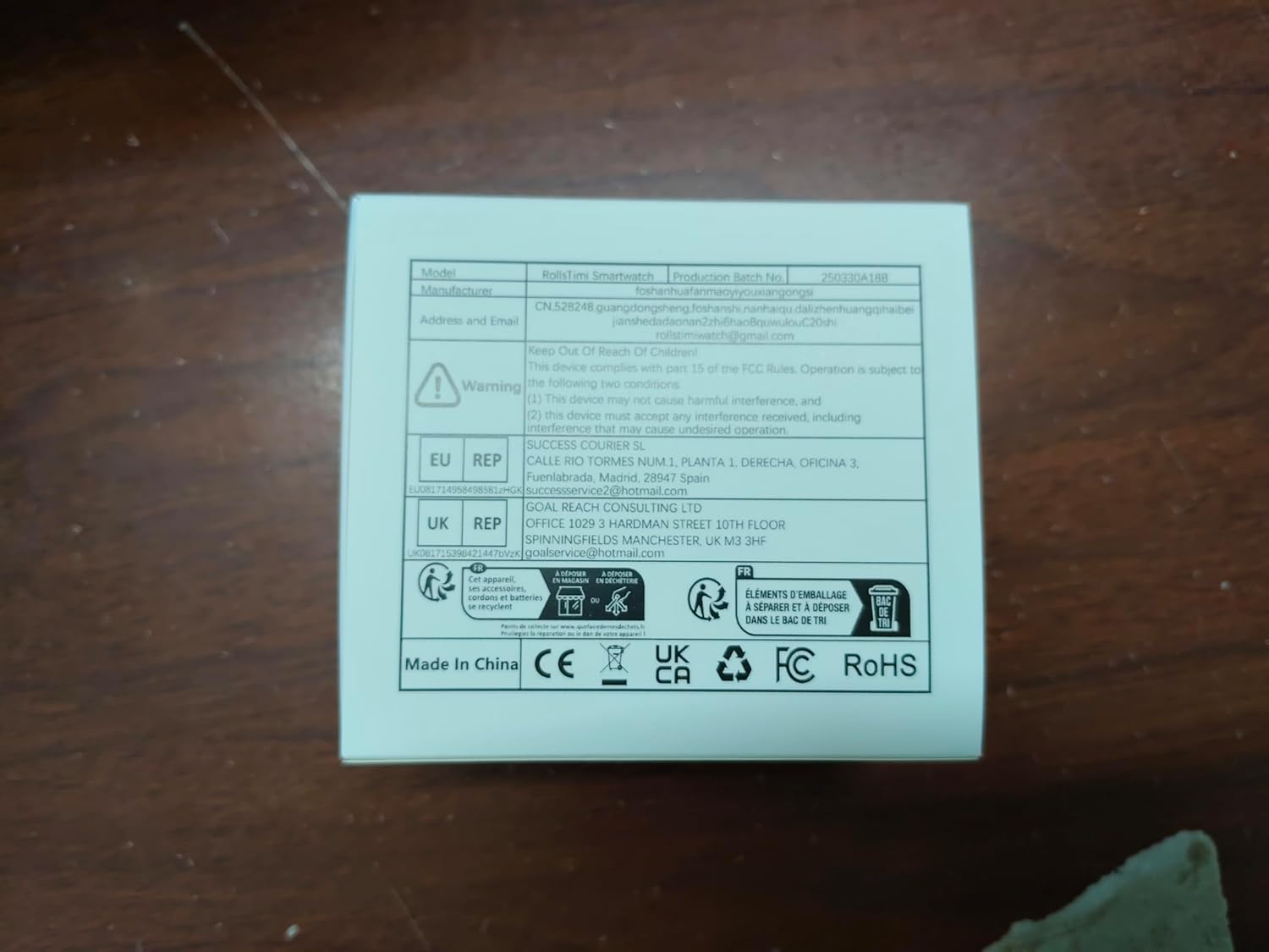 The KALPADIVES RT-G5Plus Smartwatch displaying its main menu with various application icons.