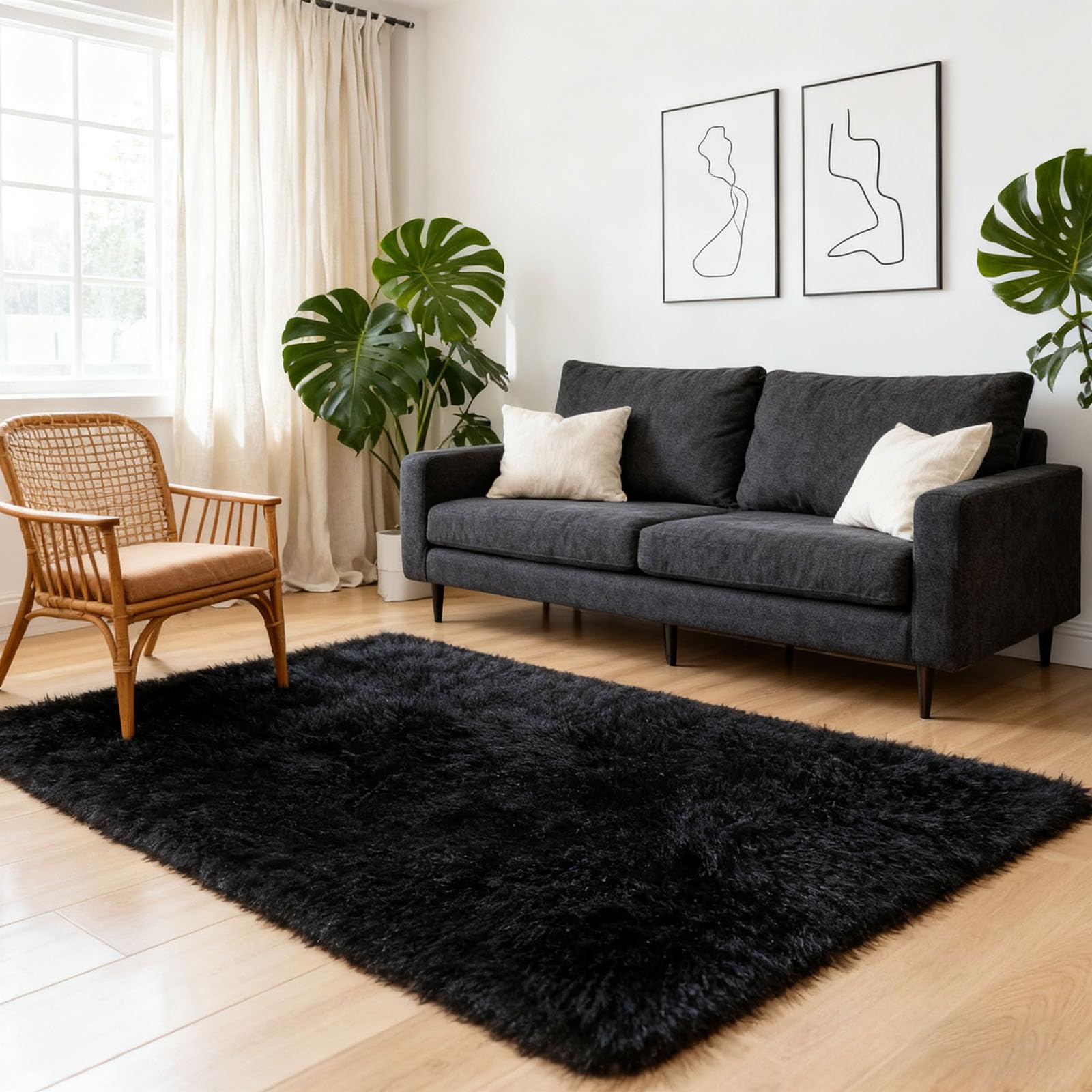 Tapis de chambre douillet noir 290x350 pour pieds nus sur poils longs