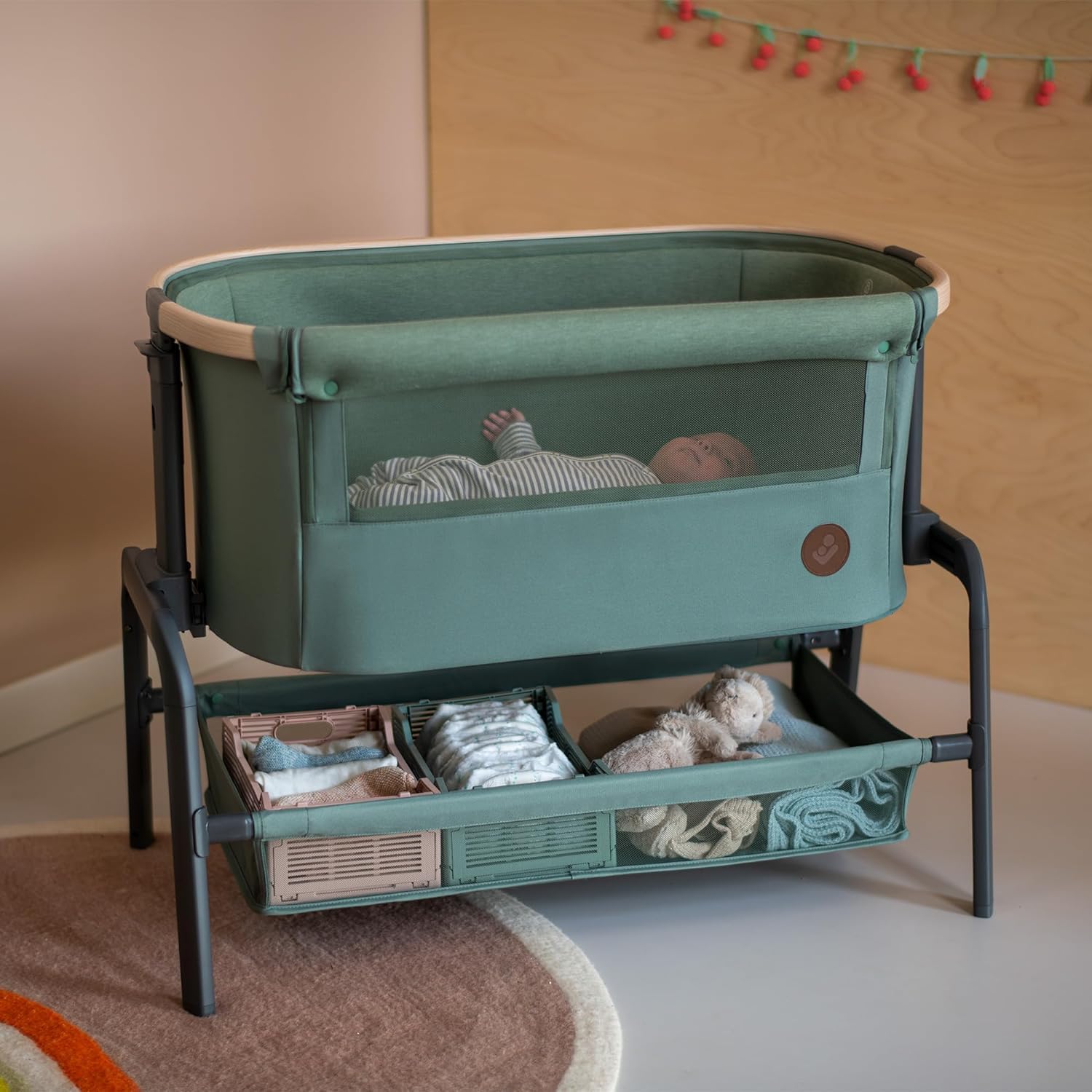 Maxi-Cosi Iora Berceau Cododo, Lit Cododo Bebe Pliable, 0-6 Mois, 9 kg Max, 4 Inclinaisons et 5 Hauteurs, Système Coulissant, Matelas Confort, Grand Panier, Facile à Transporter, Essential Graphite